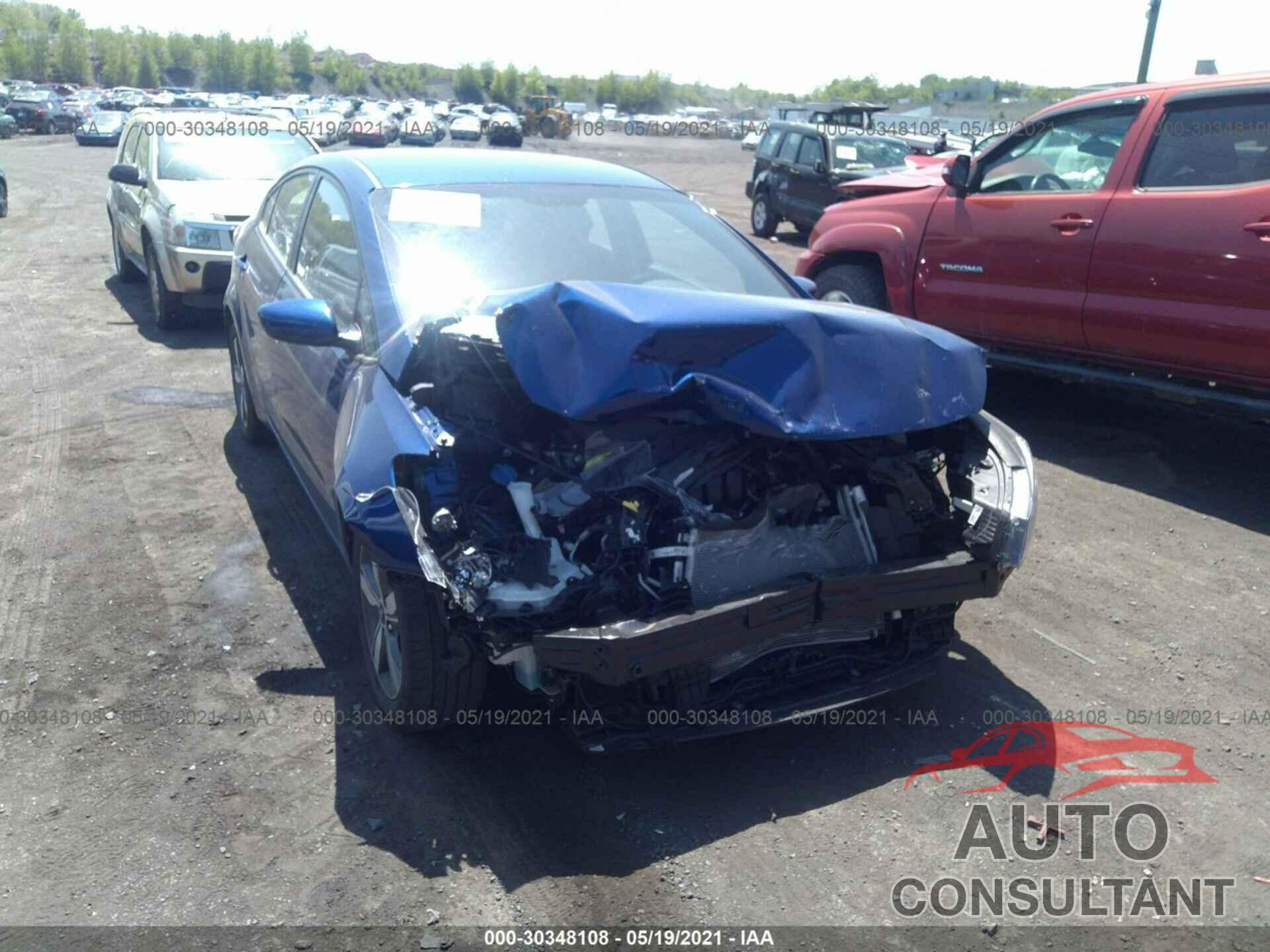 KIA FORTE 2018 - 3KPFL4A74JE192259