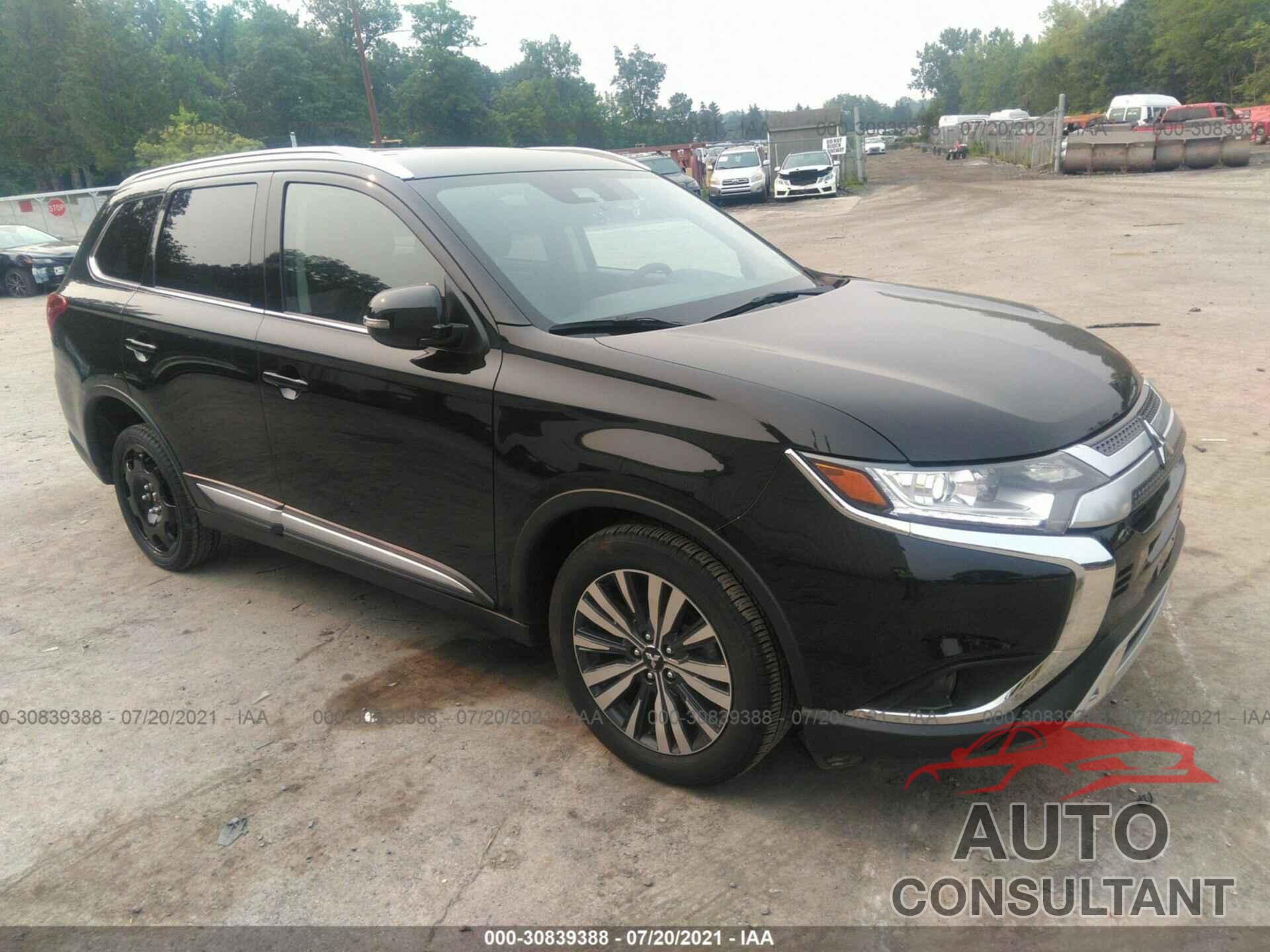 MITSUBISHI OUTLANDER 2020 - JA4AZ3A35LZ031131