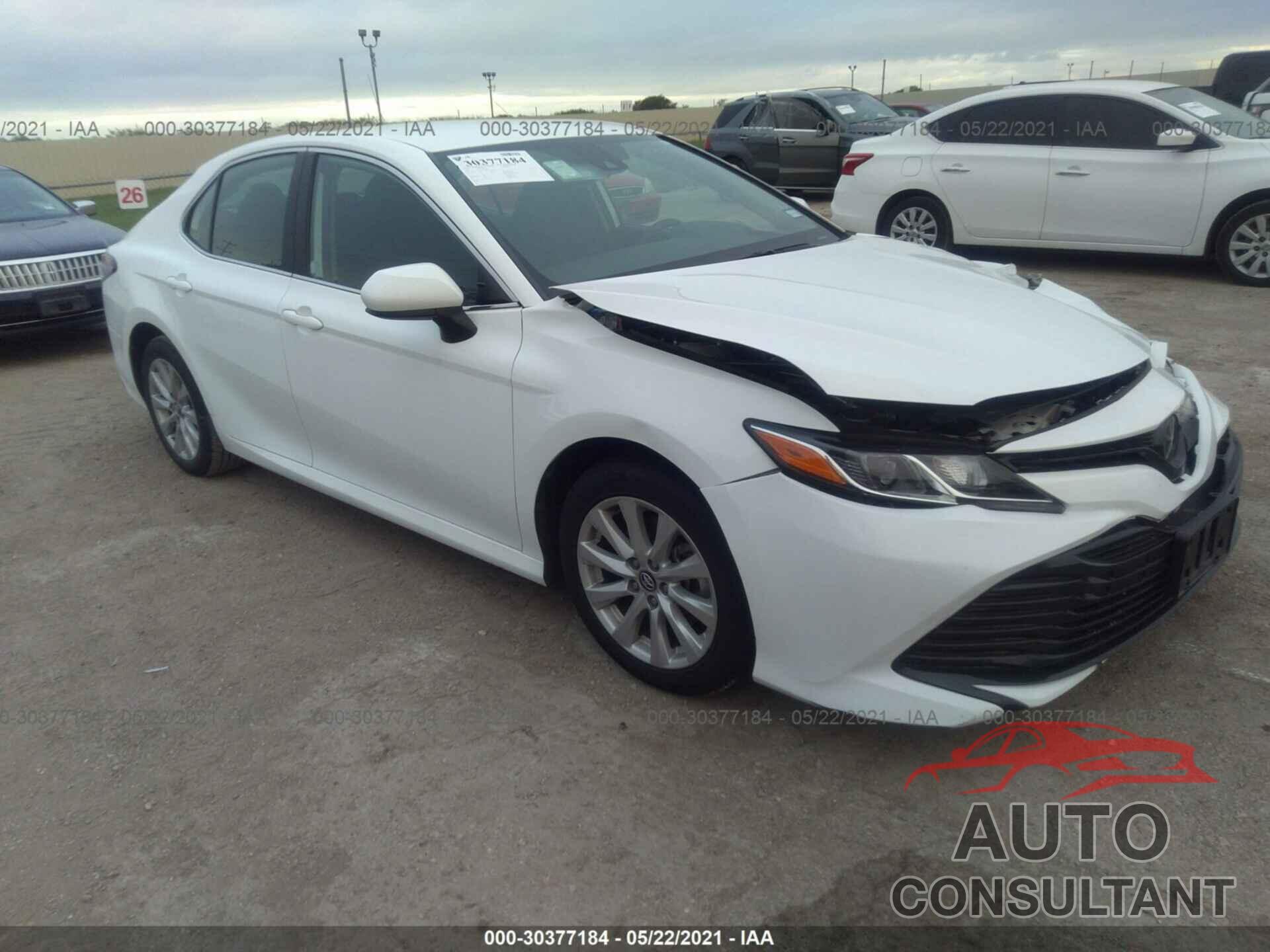 TOYOTA CAMRY 2020 - 4T1C11AK5LU926614