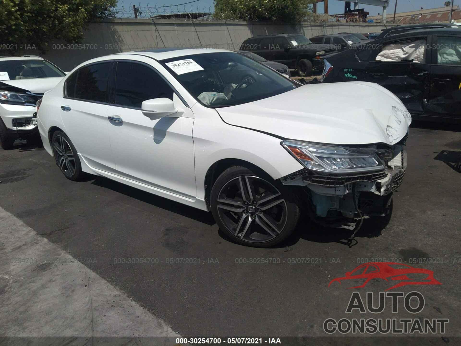 HONDA ACCORD SEDAN 2016 - 1HGCR3F92GA003983