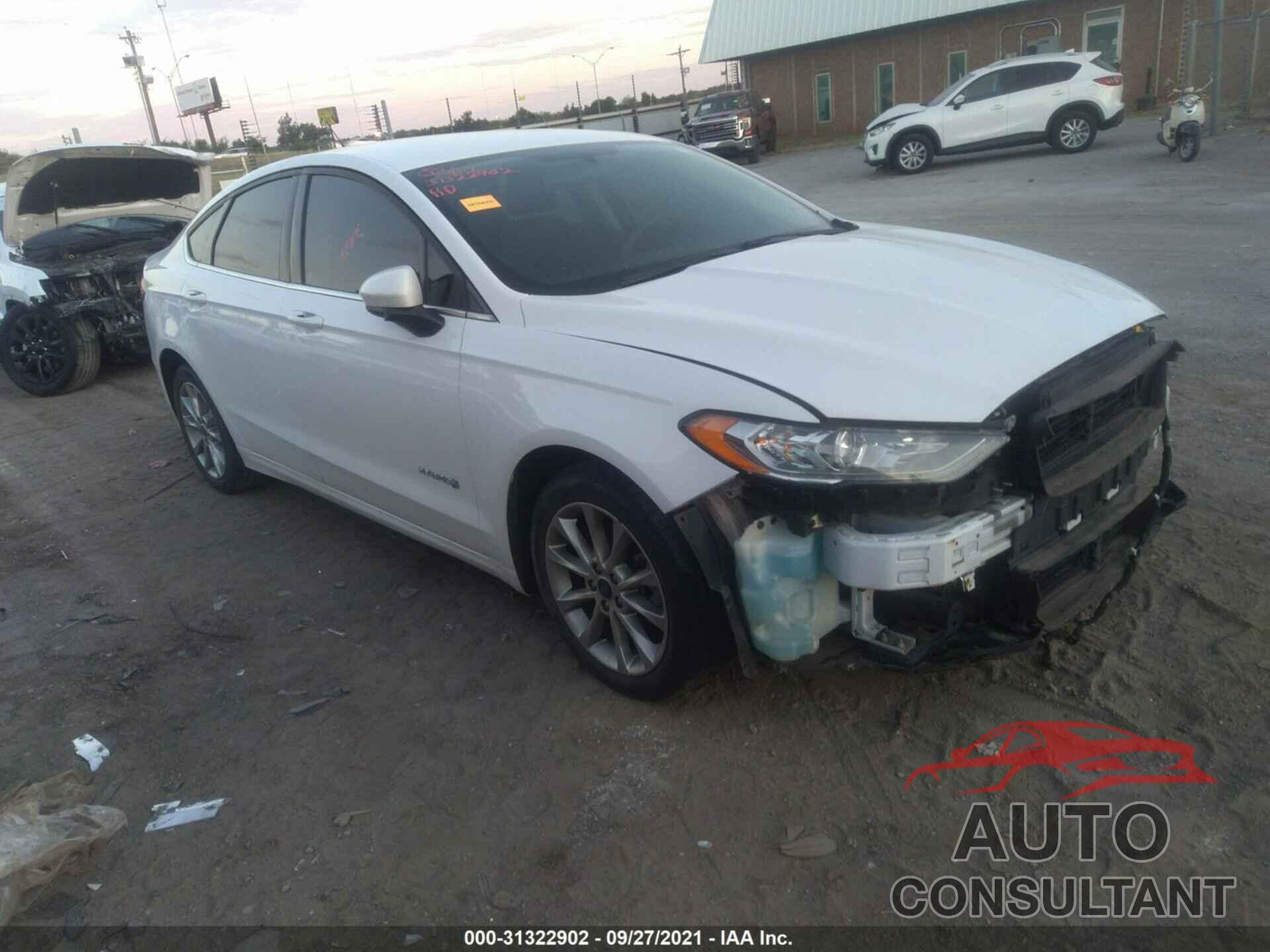 FORD FUSION 2017 - 5XXGT4L32GG101150