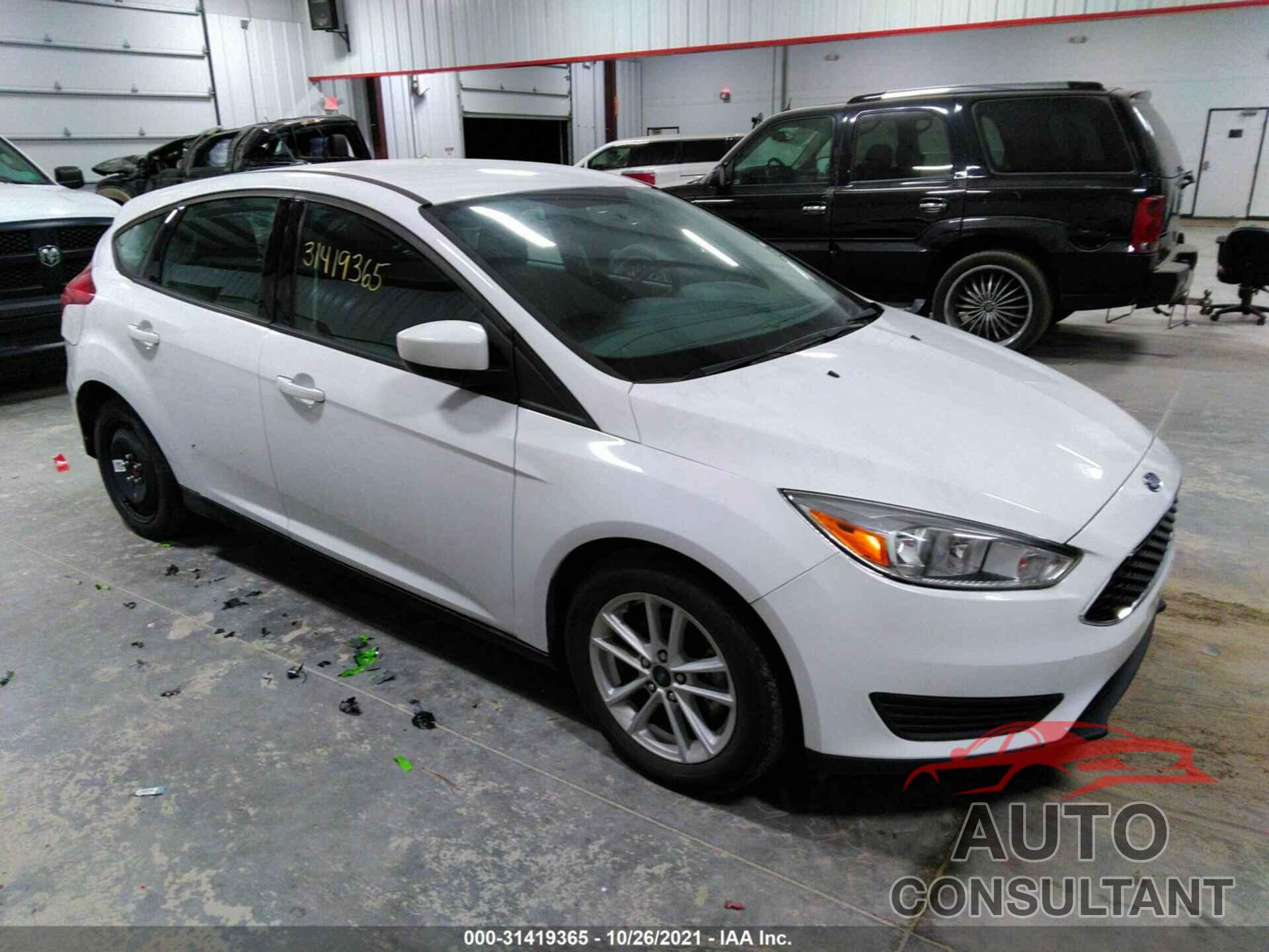 FORD FOCUS 2018 - 1FADP3K25JL242916