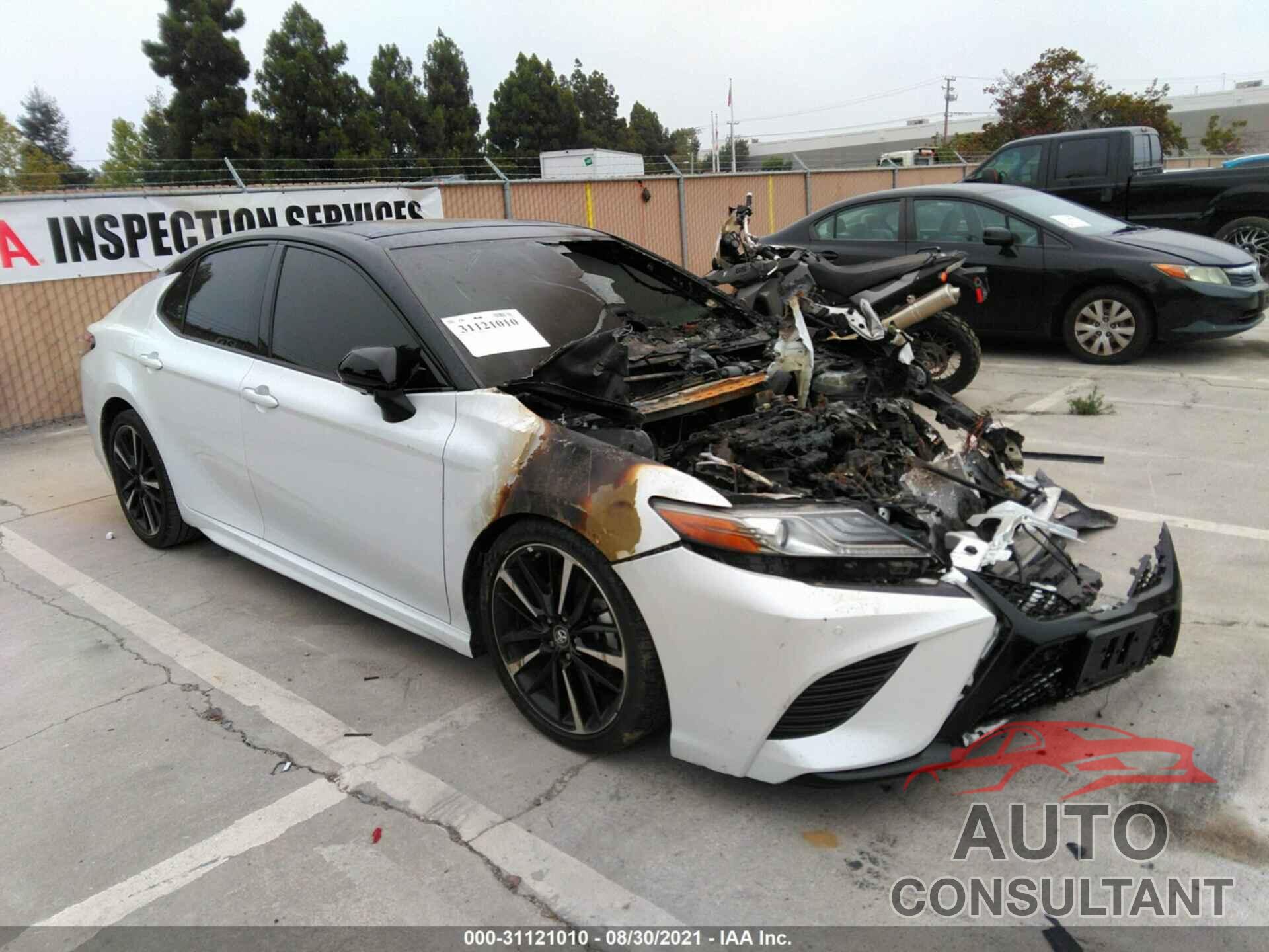 TOYOTA CAMRY 2019 - 4T1B61HK5KU294408
