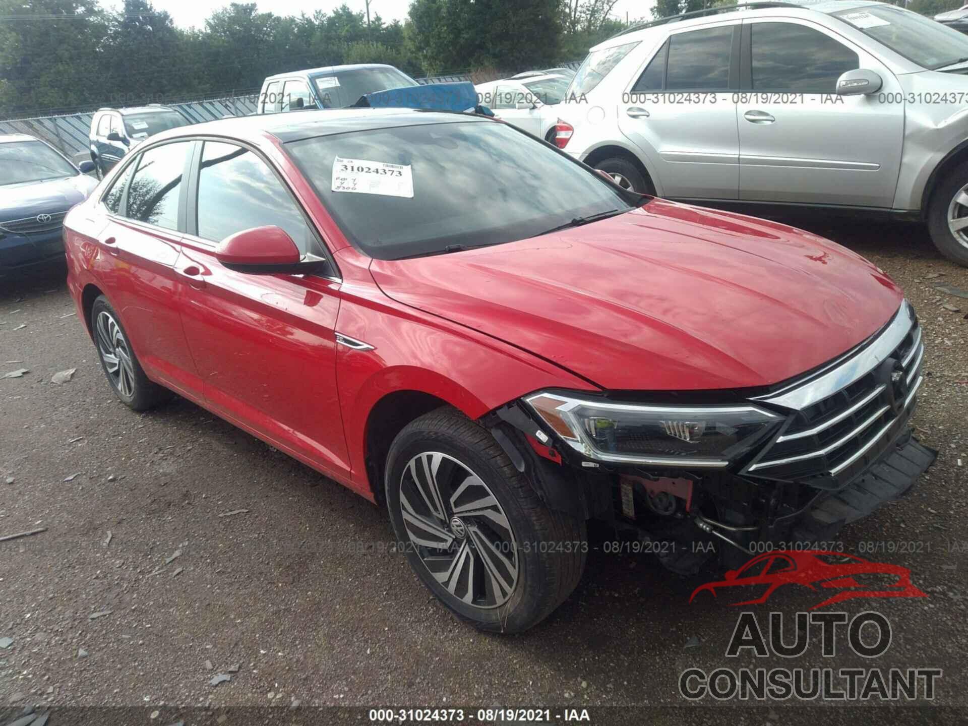 VOLKSWAGEN JETTA 2020 - 3VWEB7BU7LM008121