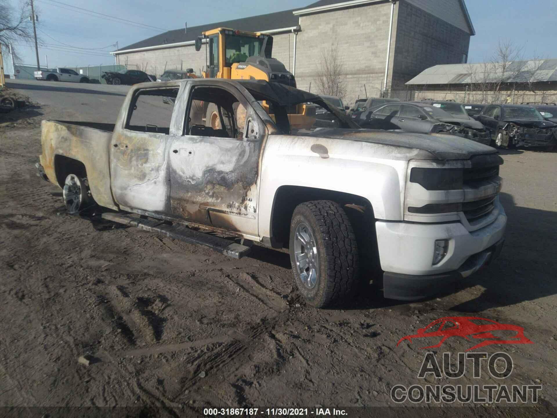 CHEVROLET SILVERADO 1500 2018 - 3GCUKREC4JG500467