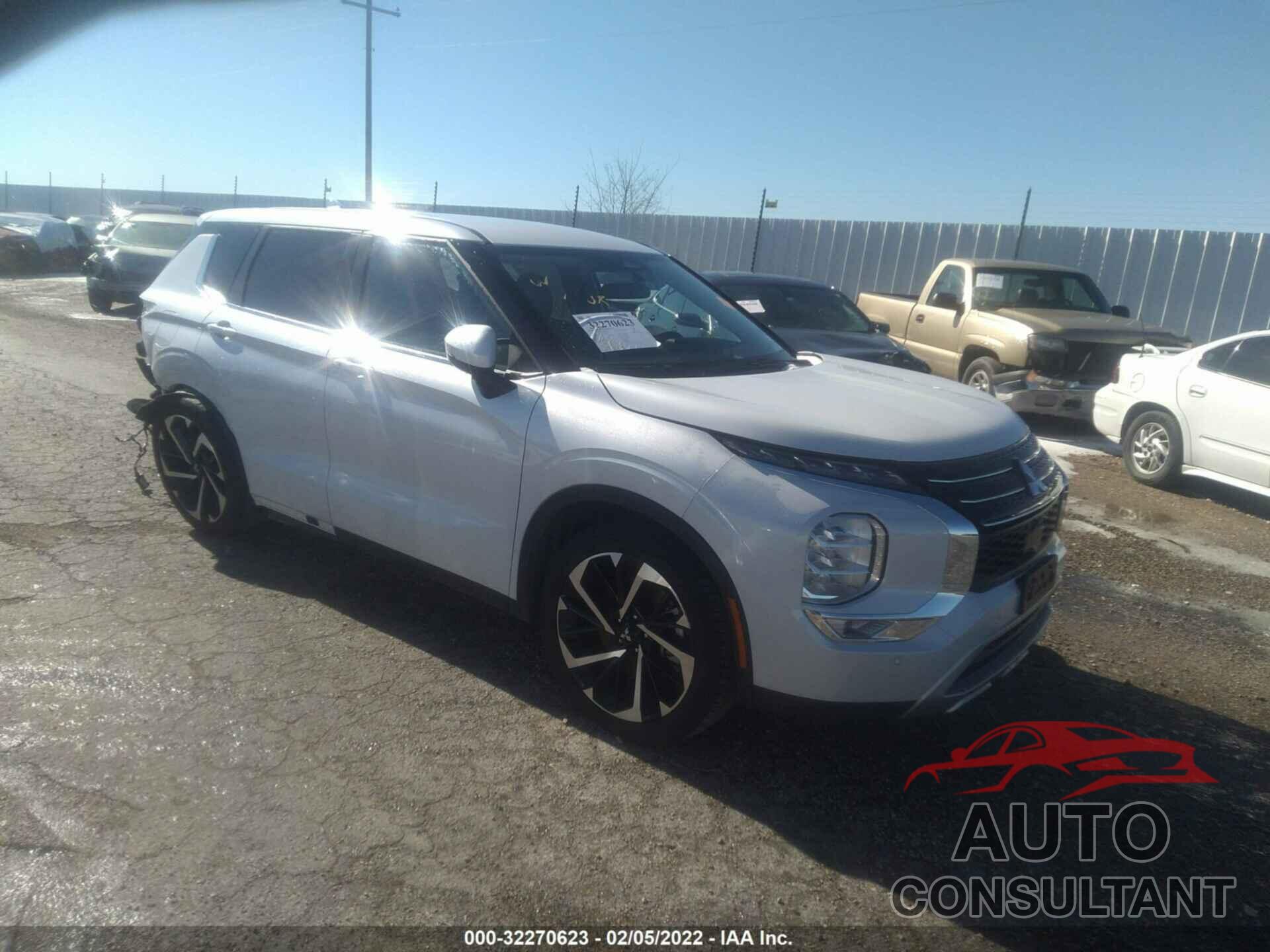 MITSUBISHI OUTLANDER 2022 - JA4J3UA82NZ009044