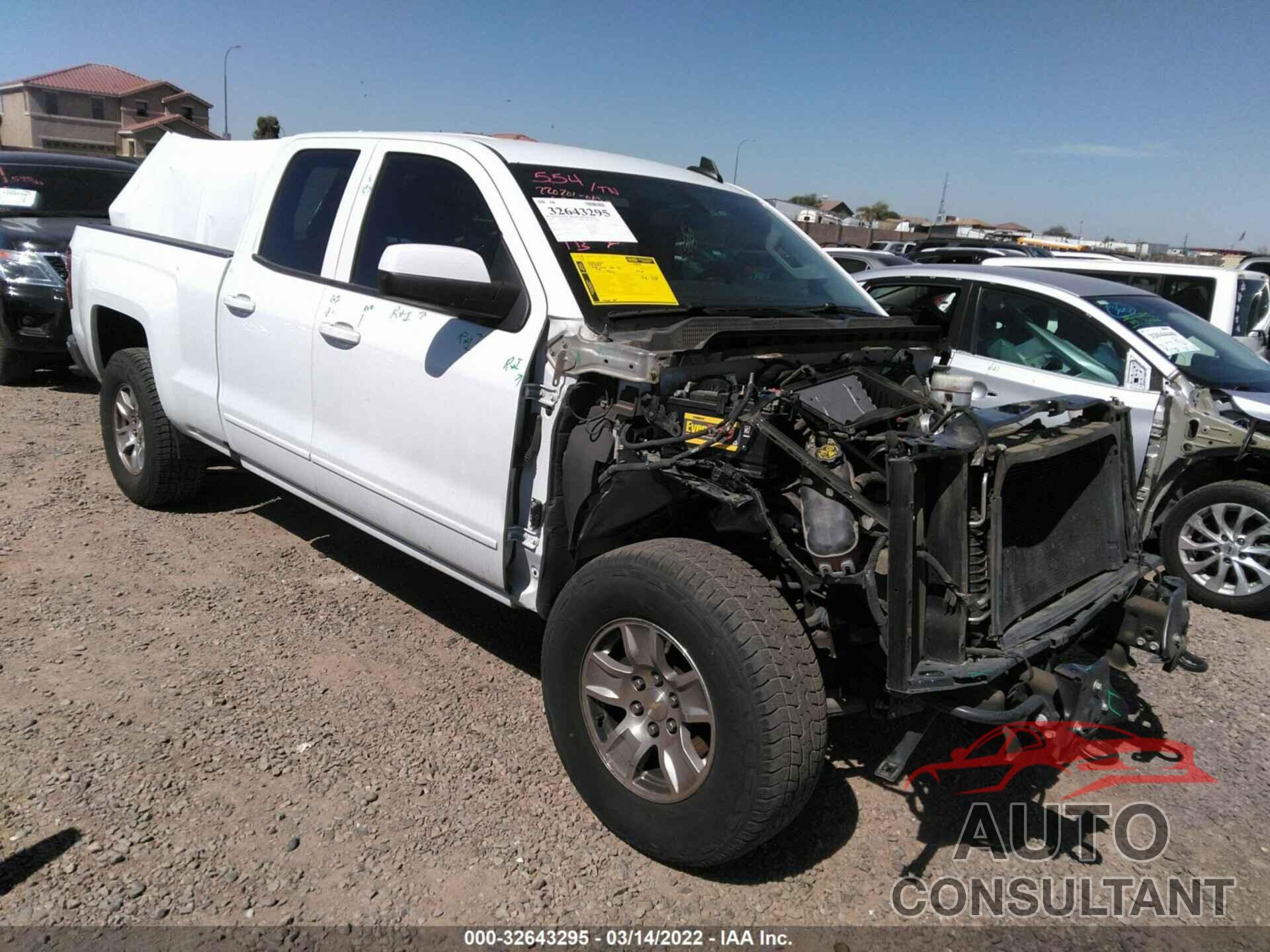 CHEVROLET SILVERADO 1500 2018 - 1GCVKREC6JZ144768