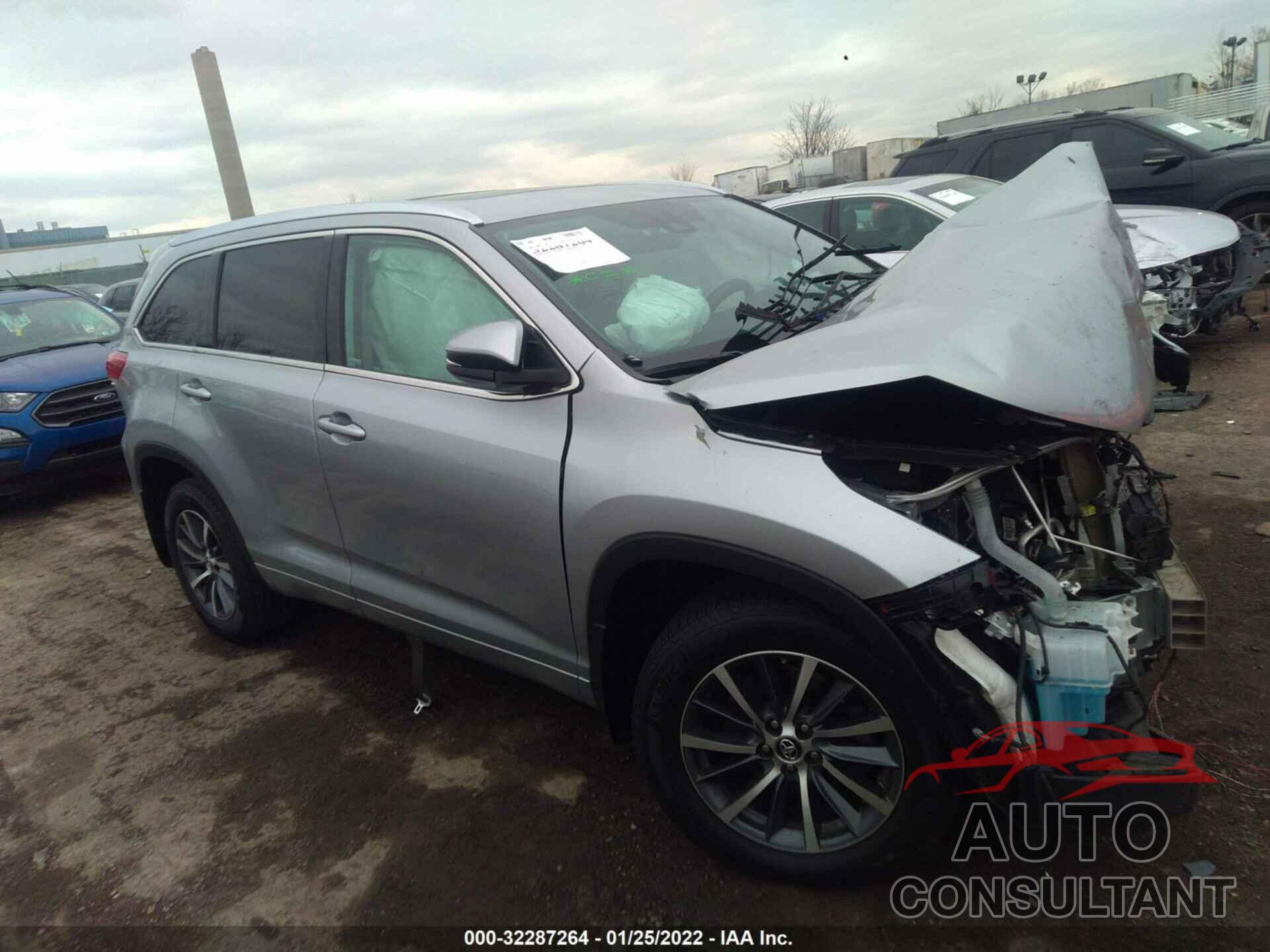 TOYOTA HIGHLANDER 2018 - 5TDJZRFH6JS536168