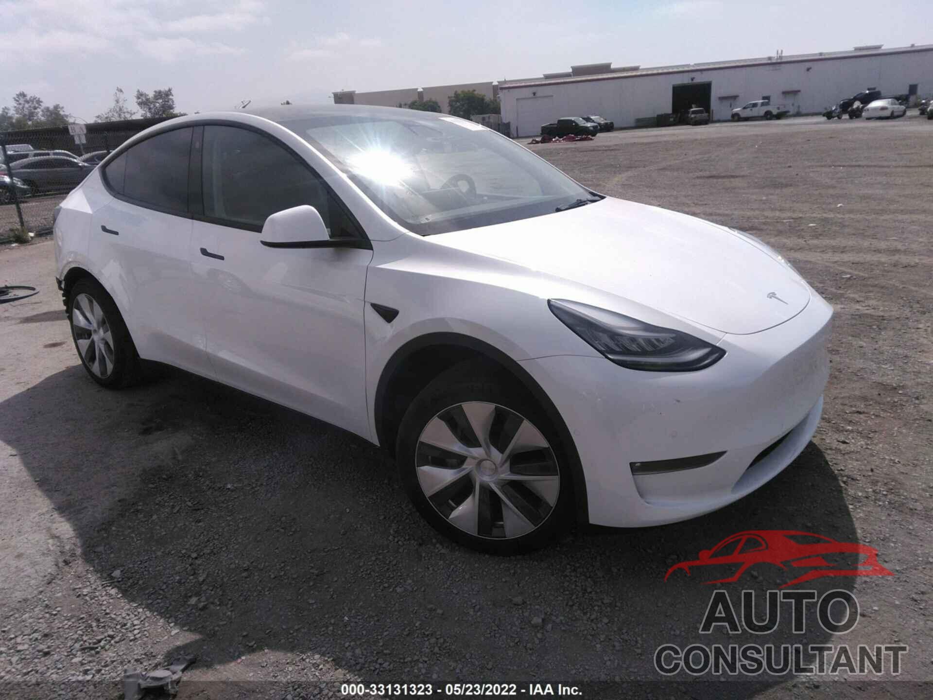 TESLA MODEL Y 2021 - 5YJYGDED8MF107337