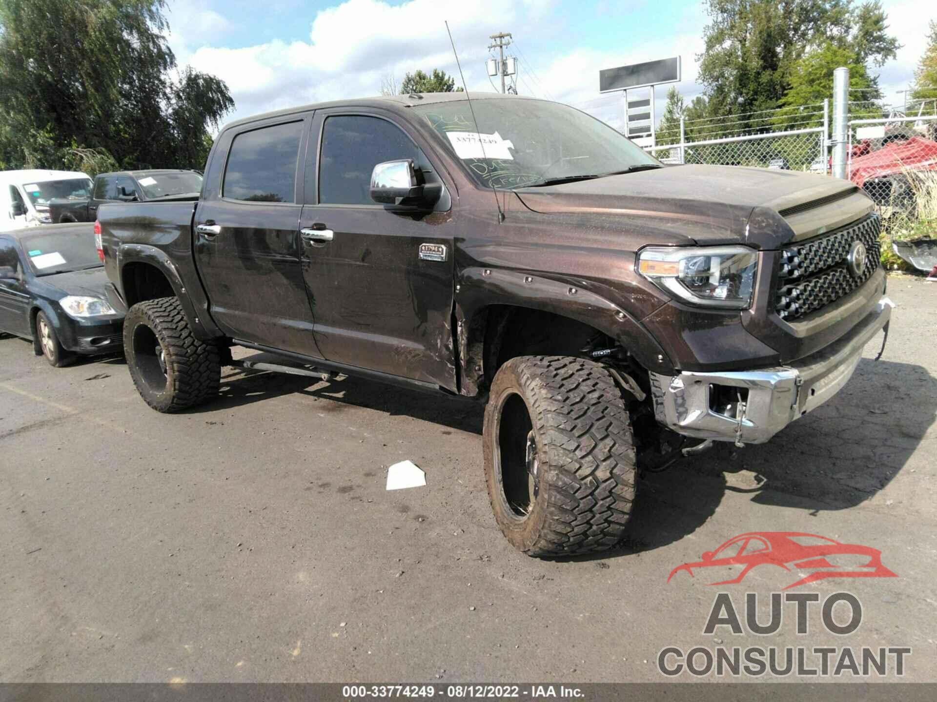 TOYOTA TUNDRA 4WD 2018 - 5TFAY5F19JX676904