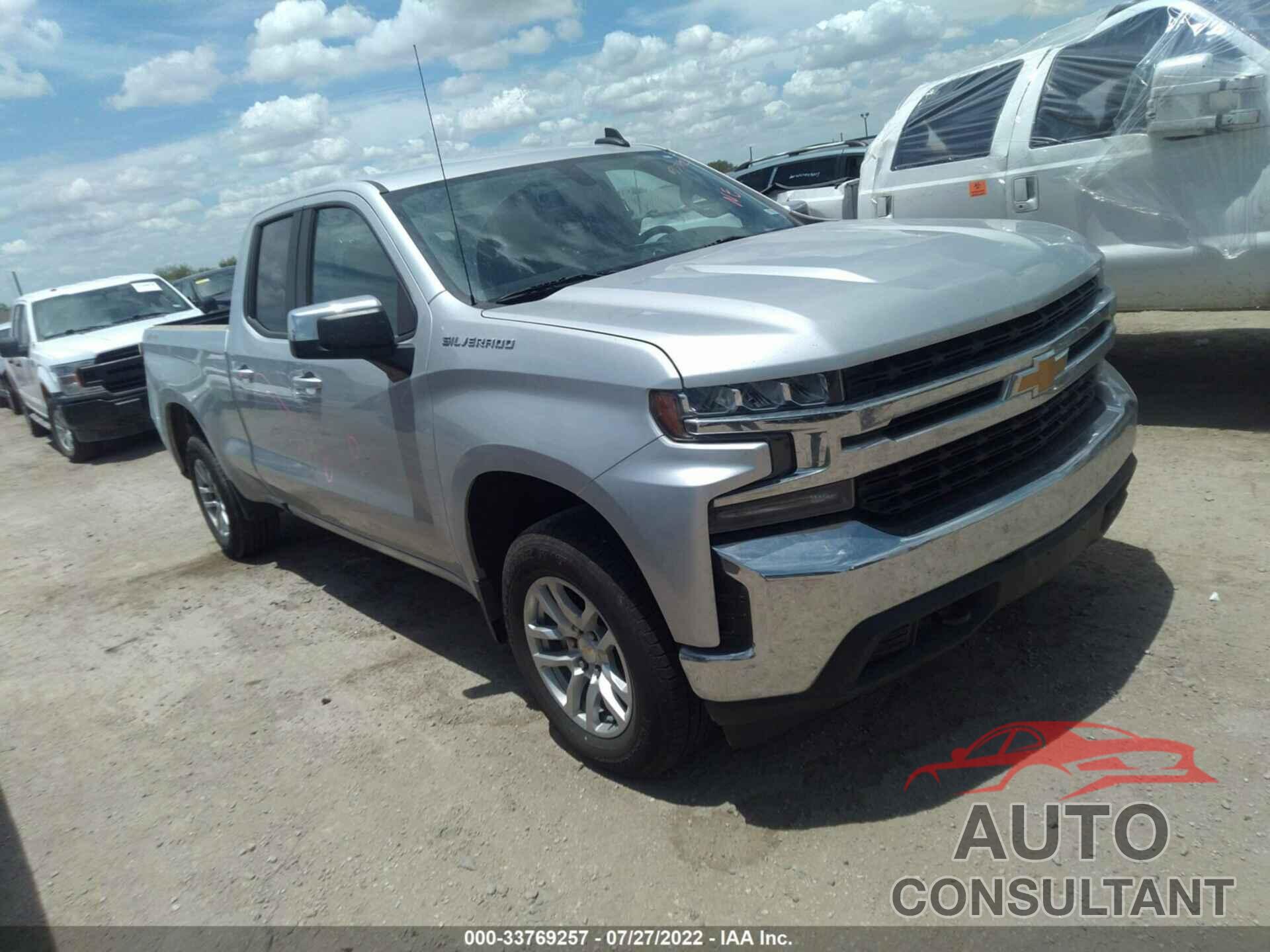 CHEVROLET SILVERADO 1500 2020 - 1GCRYDED1LZ164411