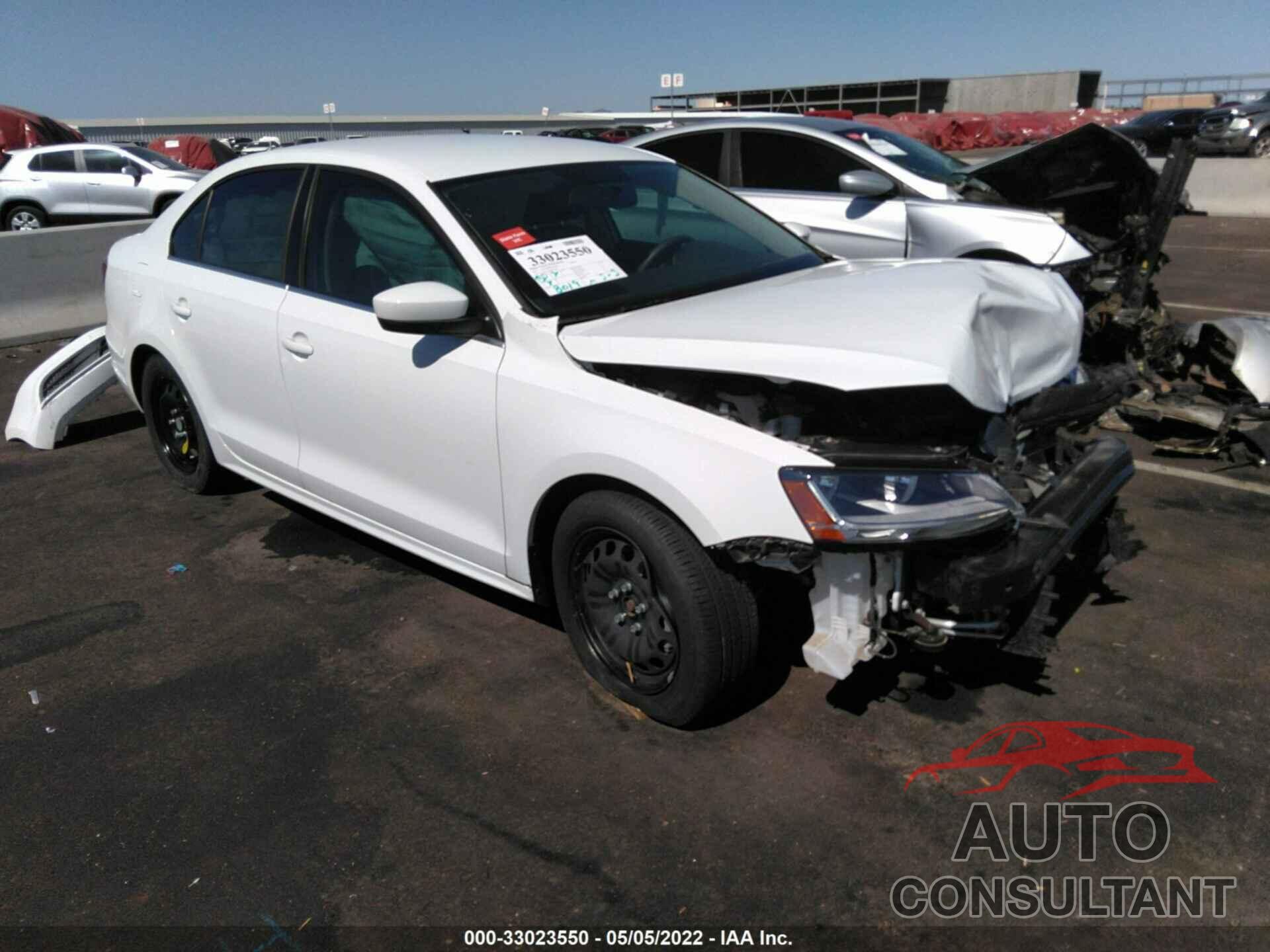 VOLKSWAGEN JETTA 2017 - 3VW2B7AJ6HM319606