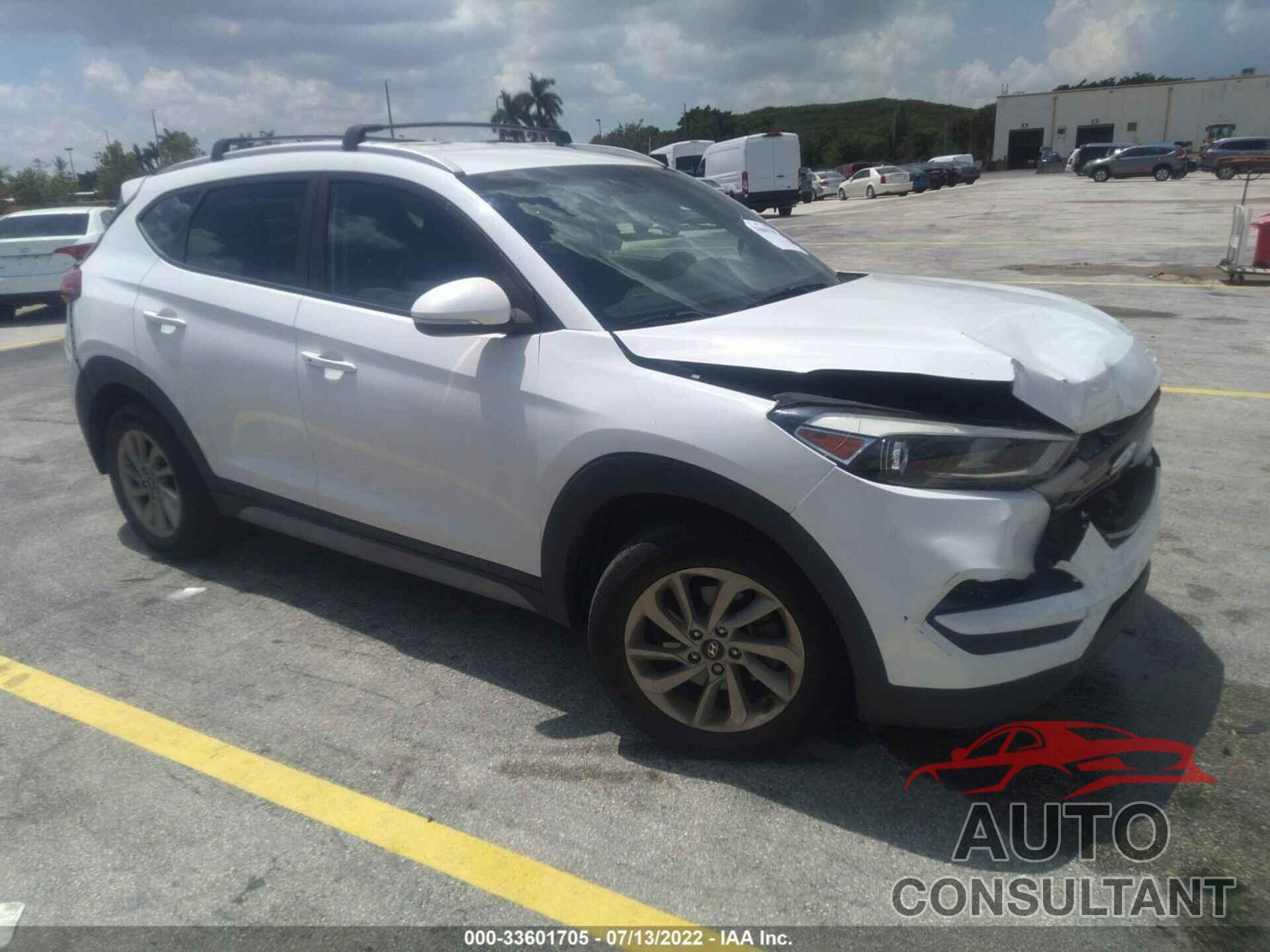 HYUNDAI TUCSON 2018 - KM8J33A40JU737753