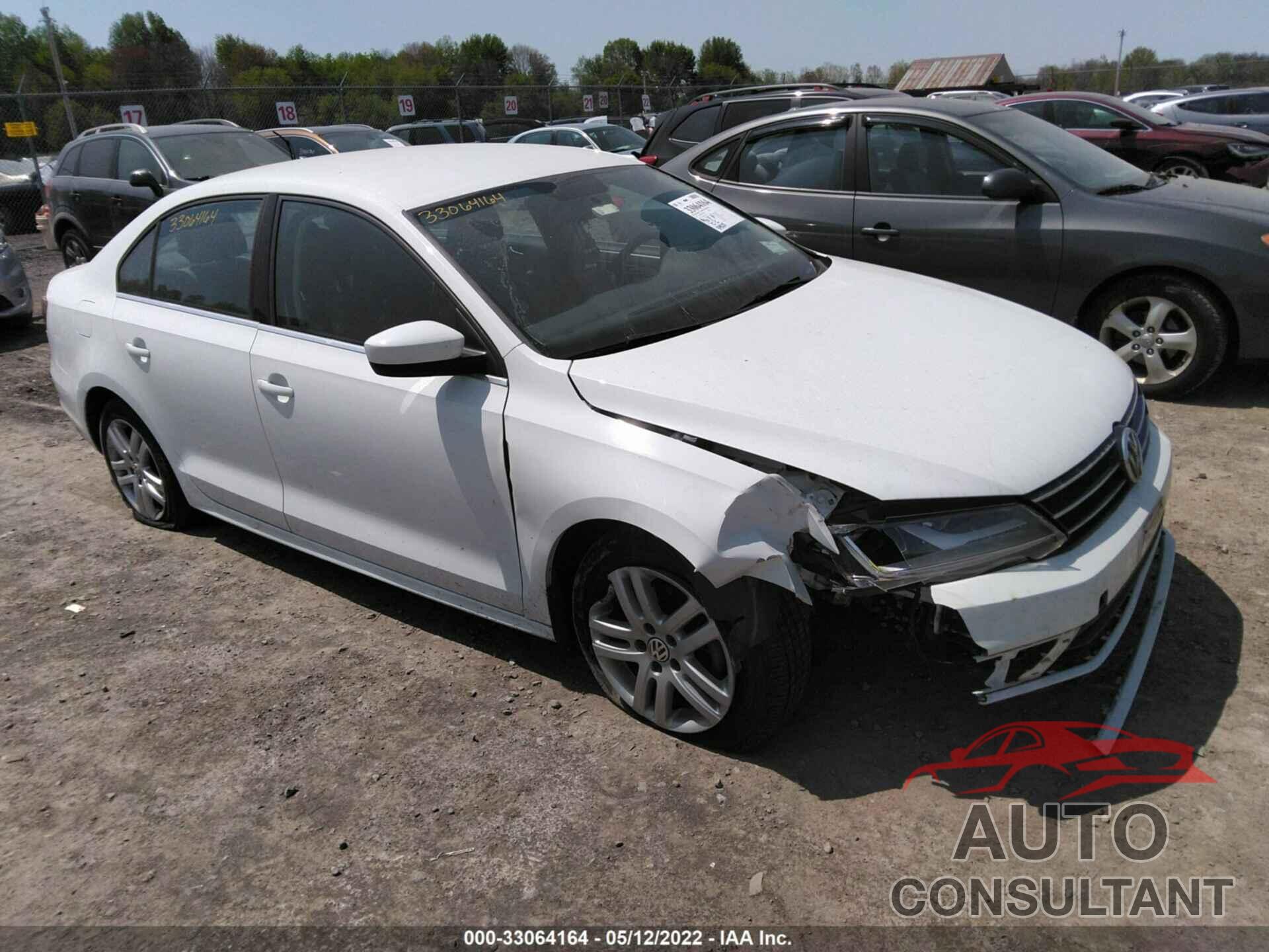 VOLKSWAGEN JETTA 2017 - 3VW2B7AJ3HM231337
