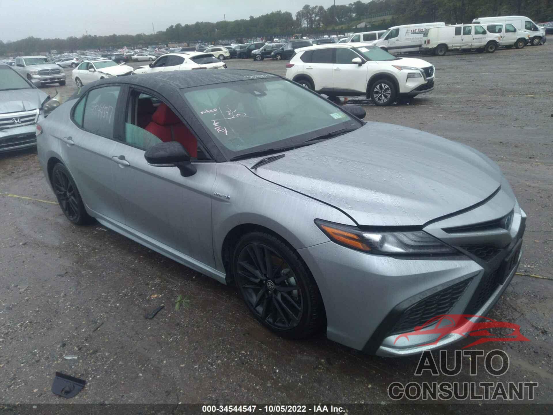 TOYOTA CAMRY 2021 - 4T1K31AK2MU020198