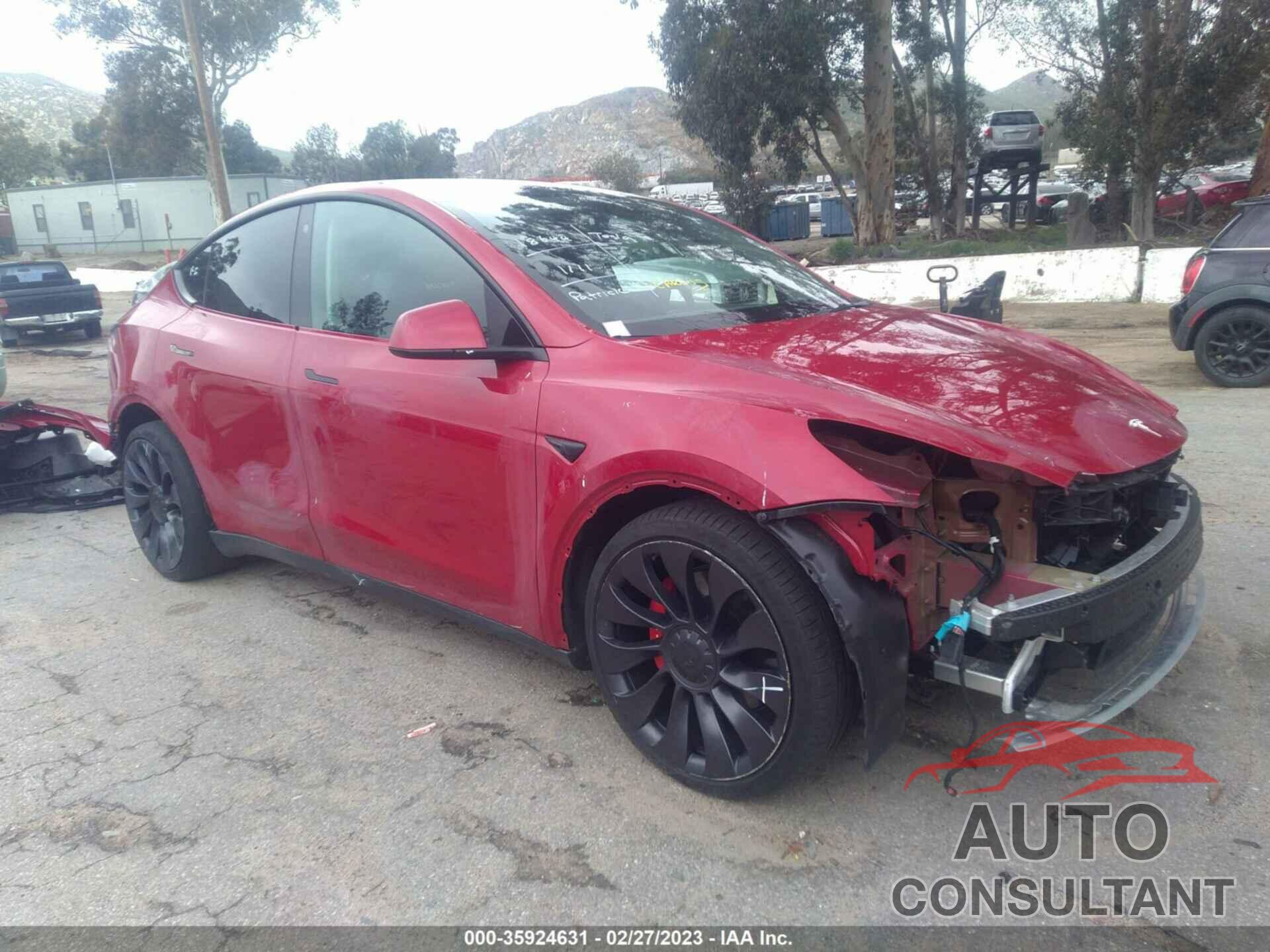 TESLA MODEL Y 2021 - 5YJYGDEF2MF272320