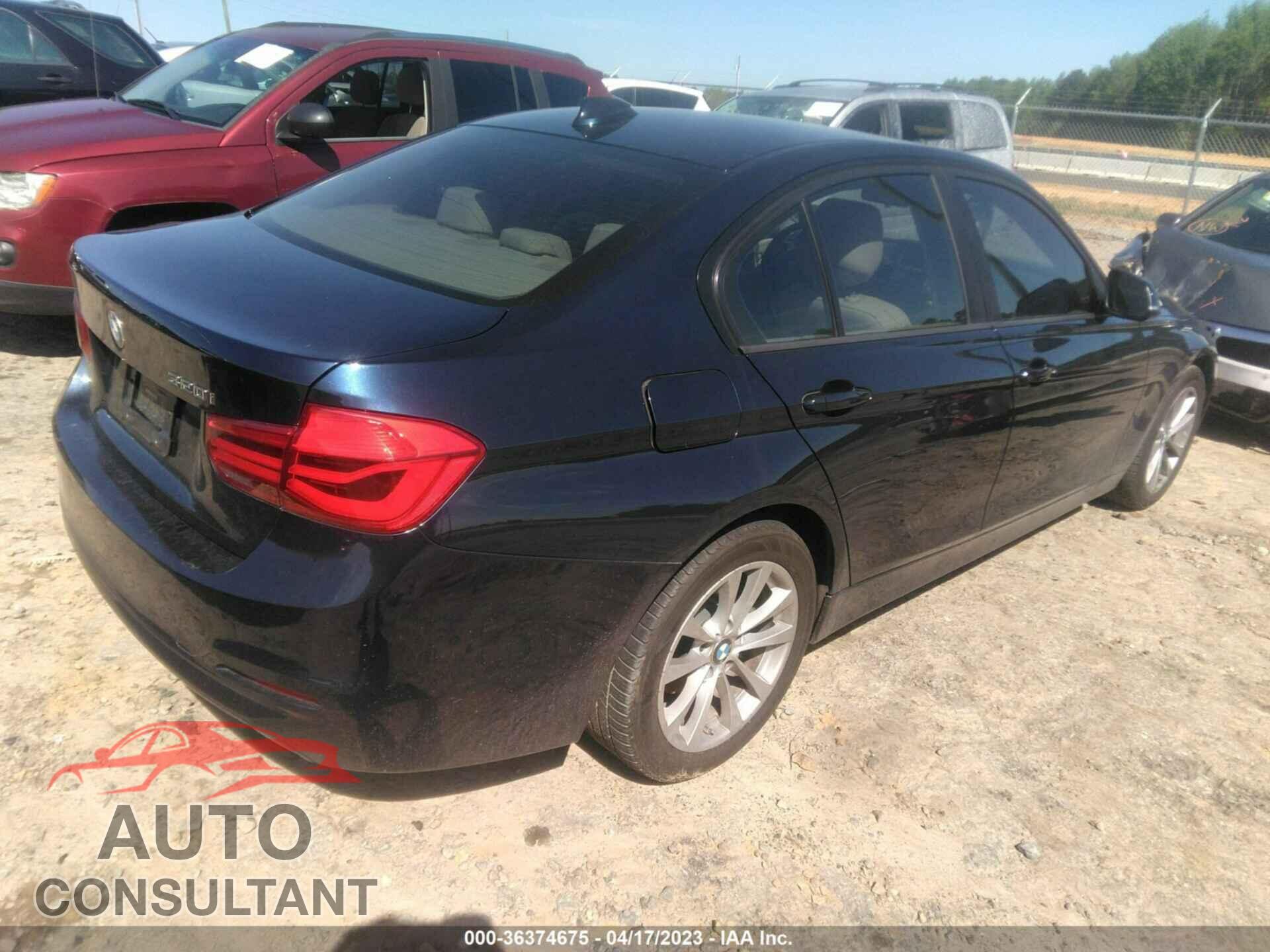 BMW 3 SERIES 2016 - WBA8A9C57GK617841