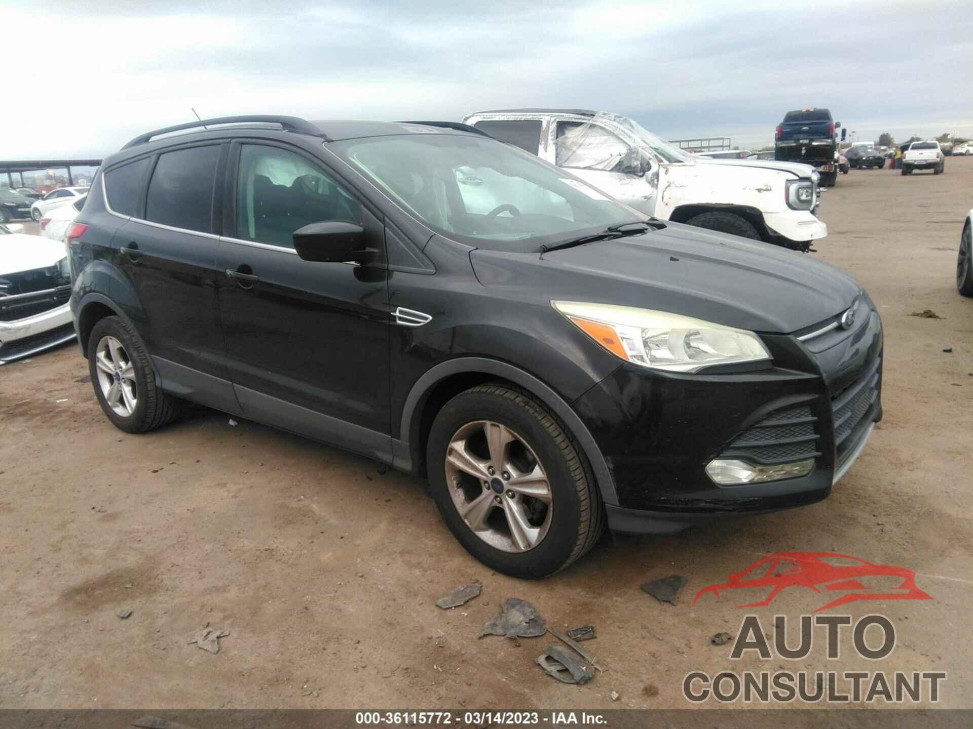 FORD ESCAPE 2015 - 1FMCU0GXXFUA19575