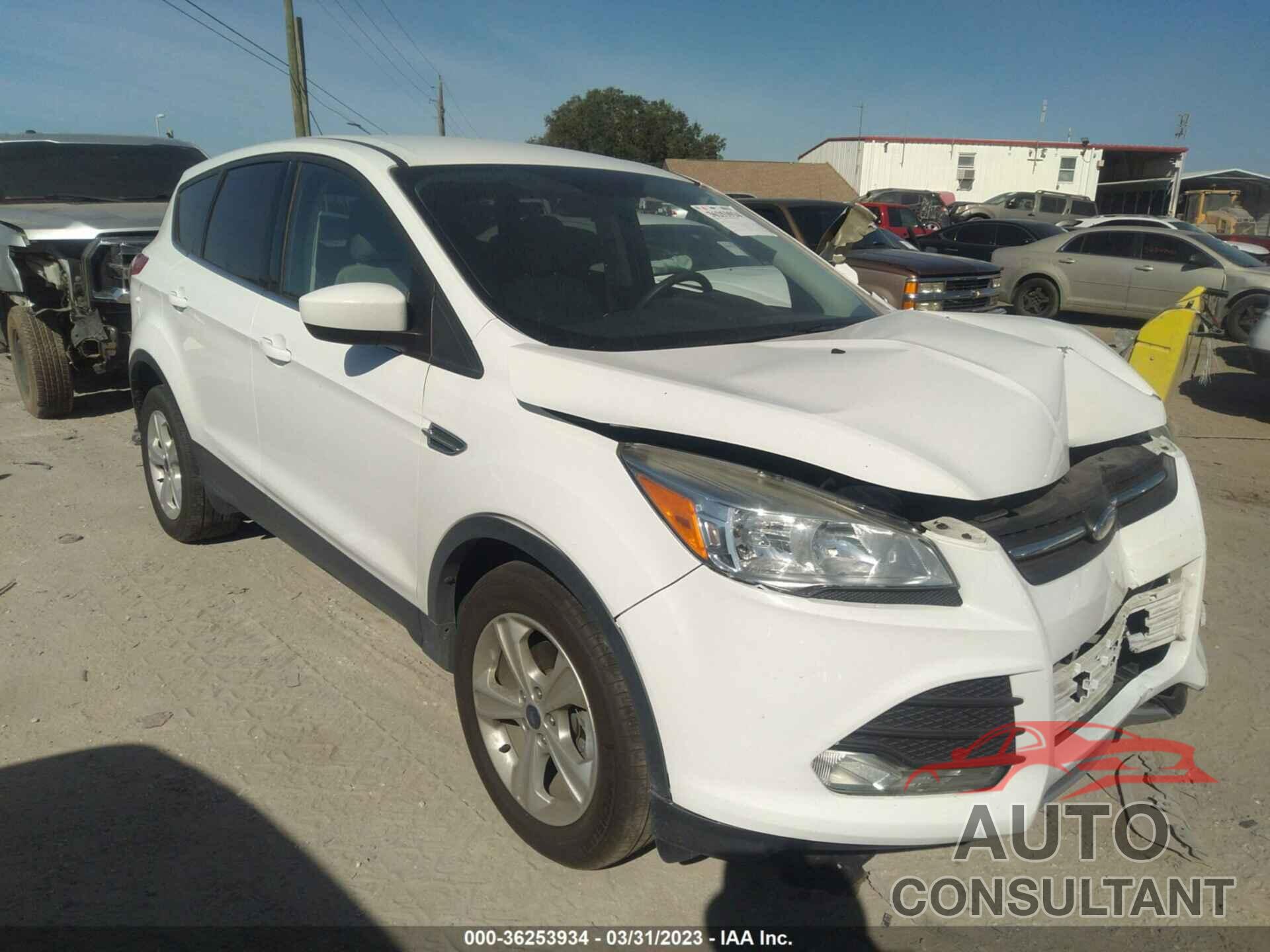 FORD ESCAPE 2015 - 1FMCU0GXXFUC21154