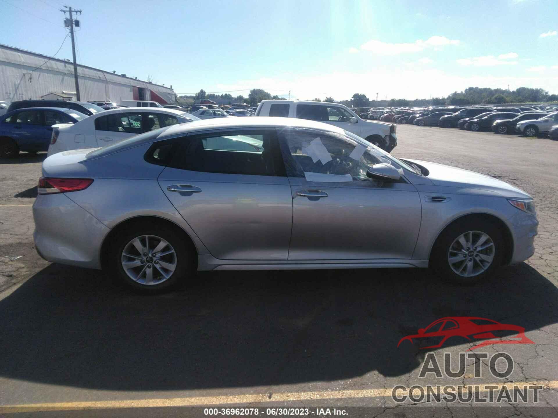 KIA OPTIMA 2016 - 5XXGT4L32GG024201