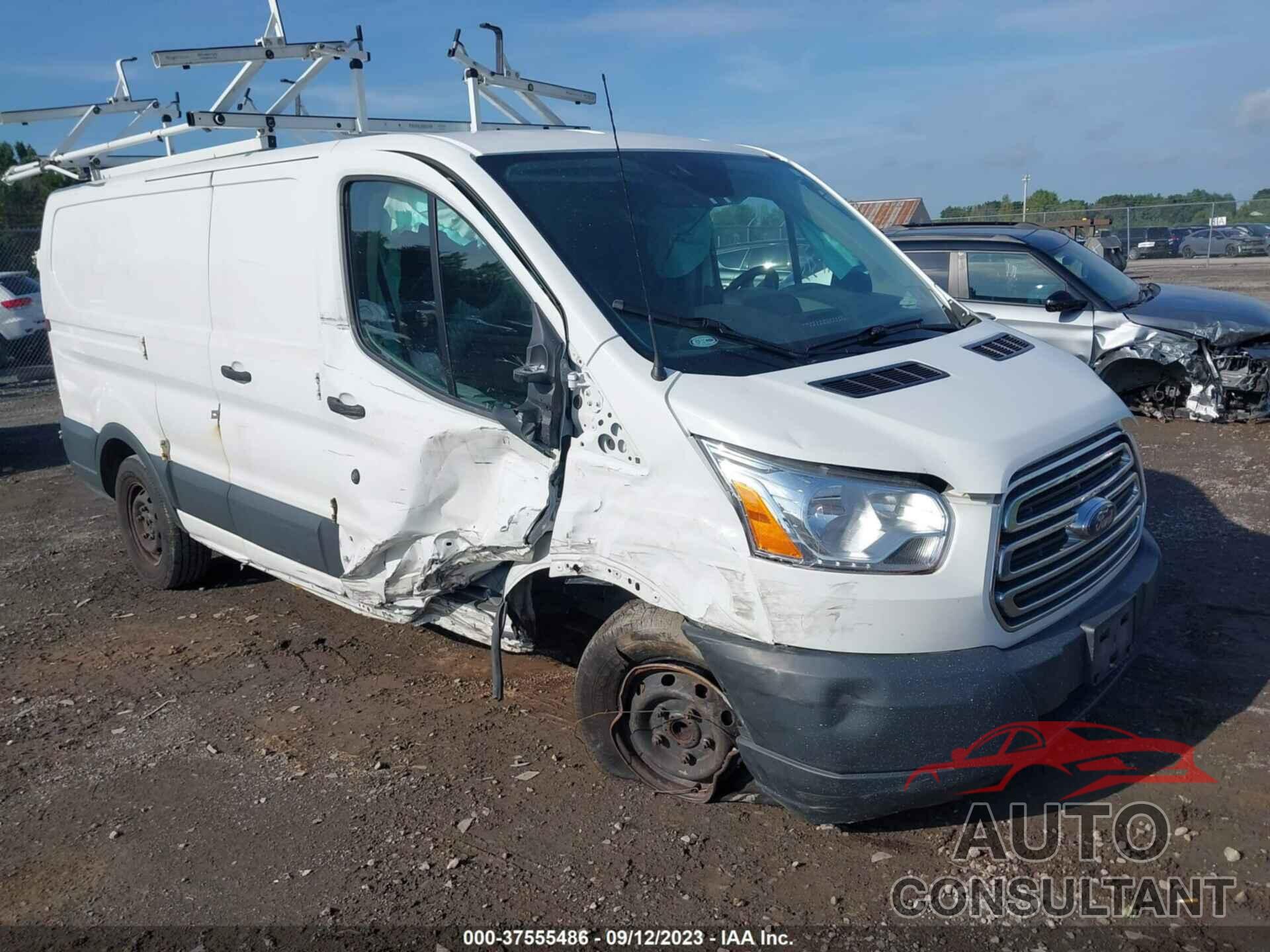 FORD TRANSIT-150 2018 - 1FTYE1ZM7JKA30568