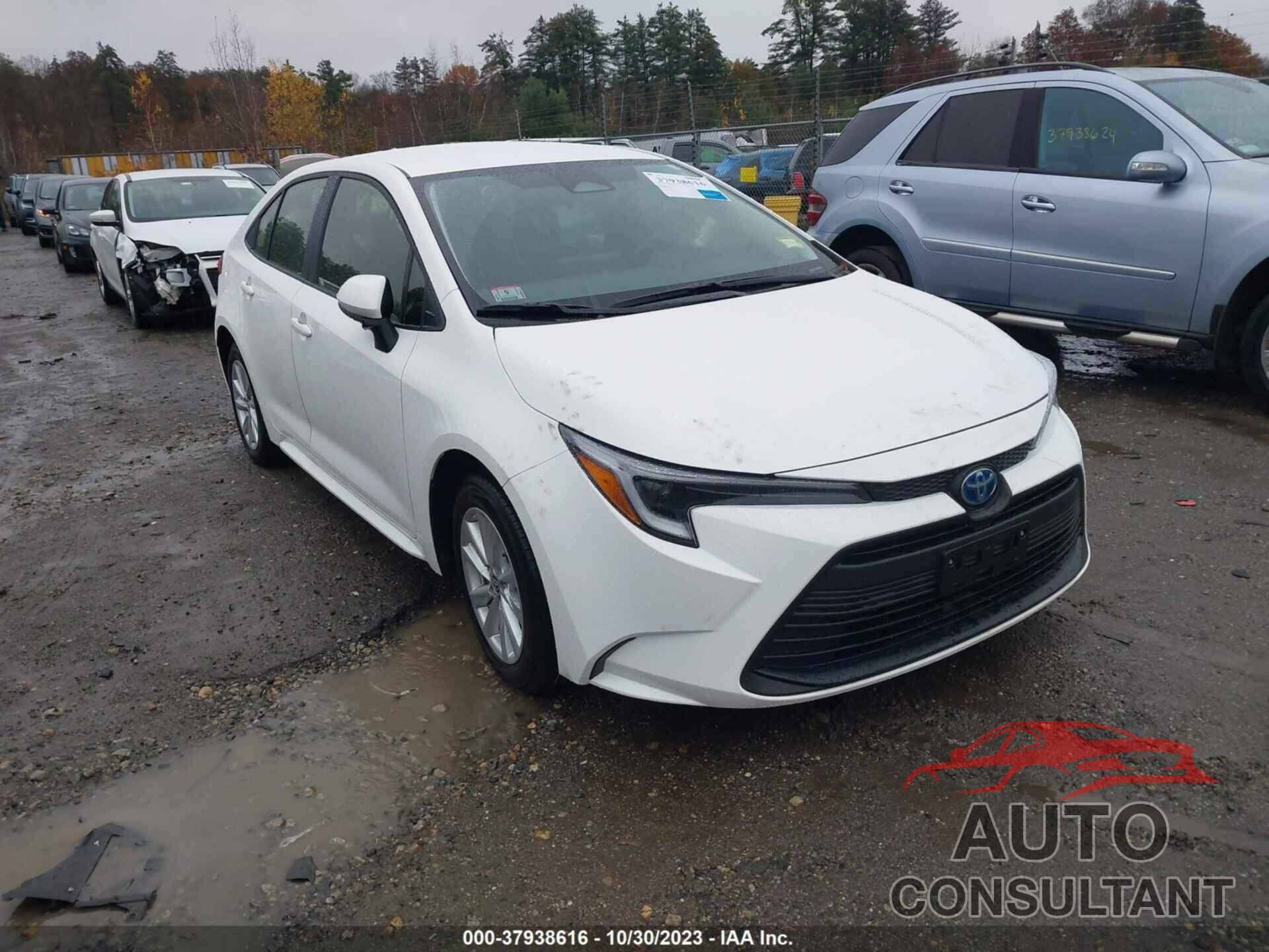 TOYOTA COROLLA 2023 - JTDBCMFE8P3019673