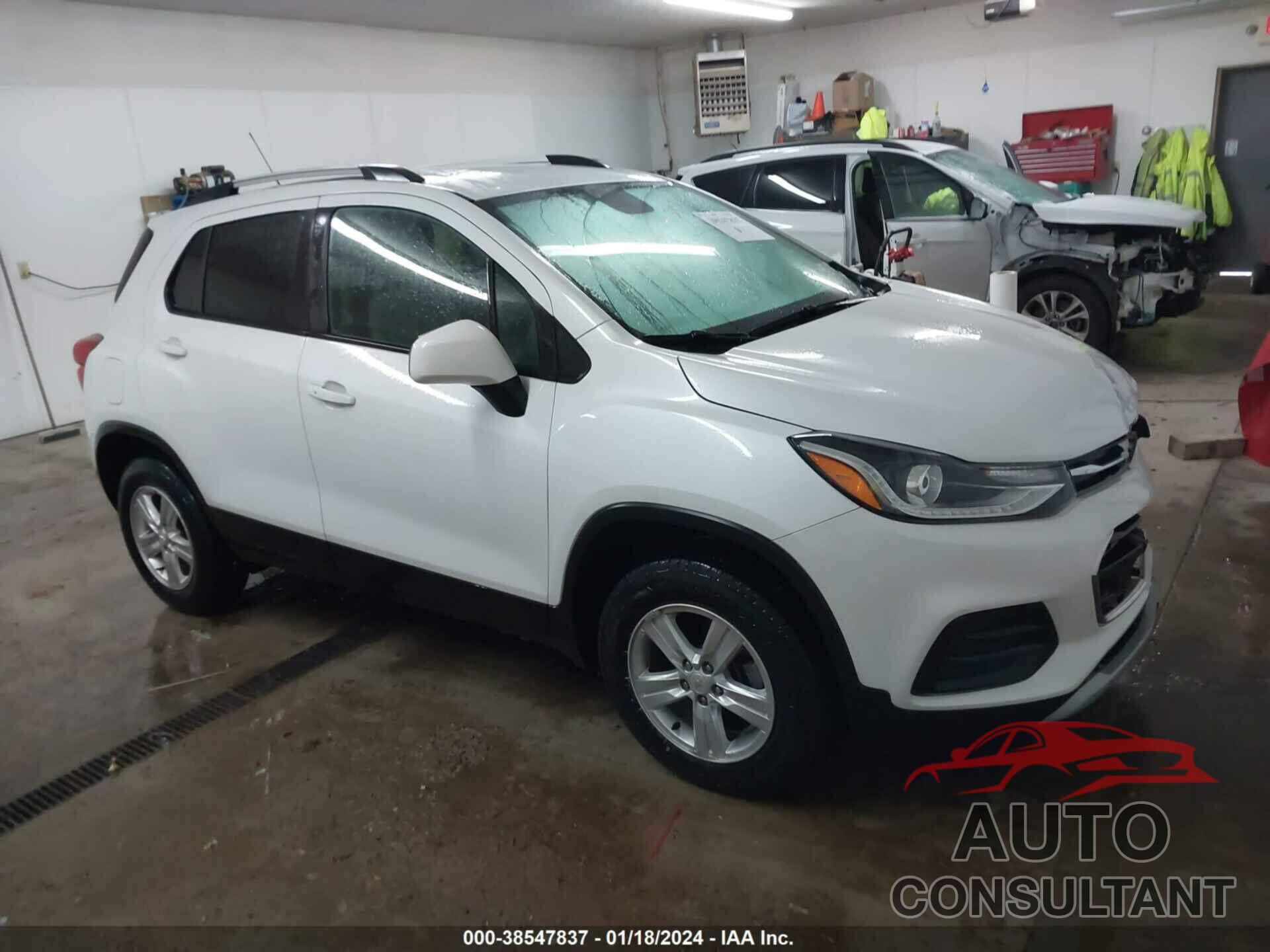 CHEVROLET TRAX 2021 - KL7CJPSB0MB337115