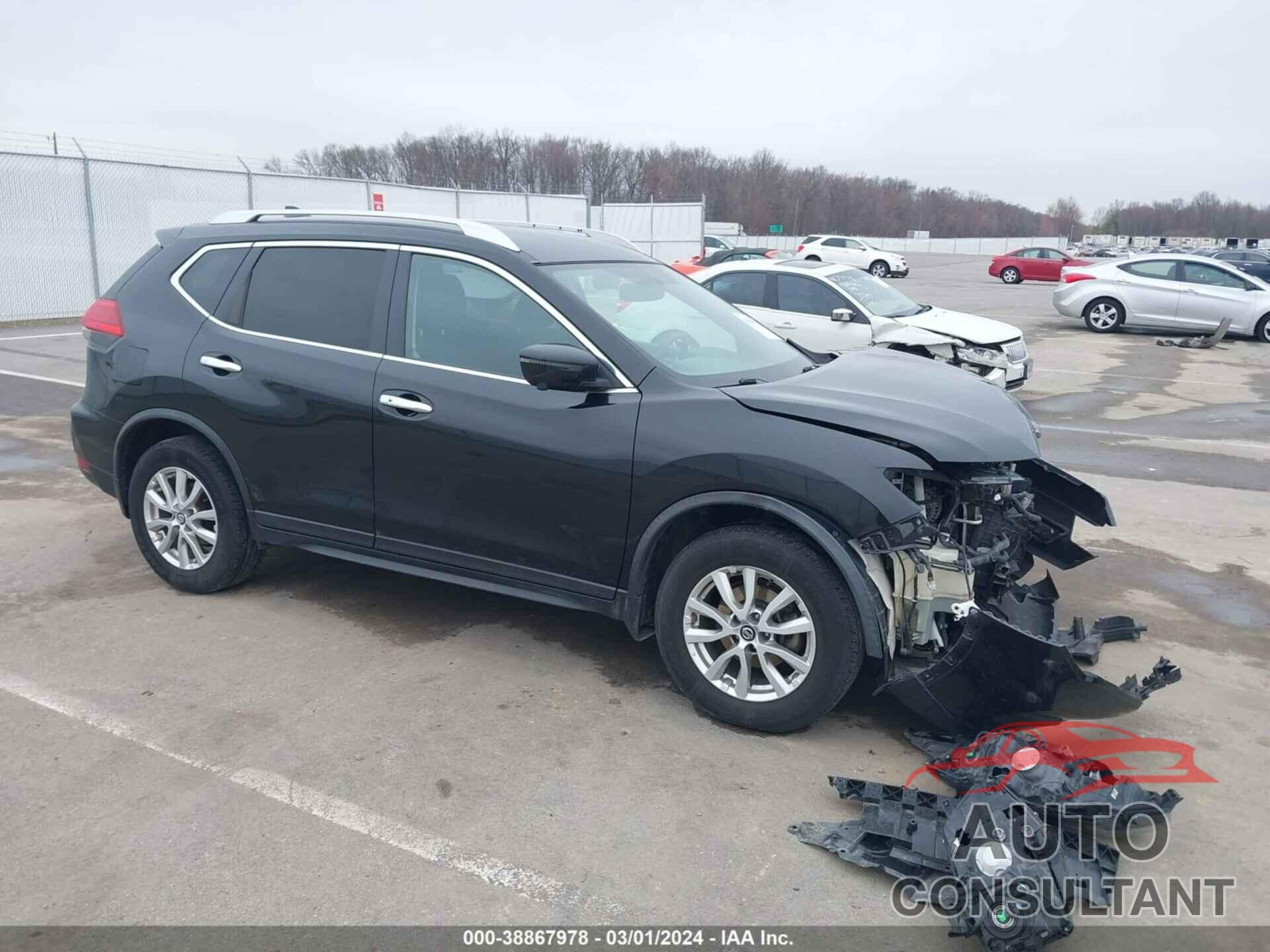 NISSAN ROGUE 2017 - KNMAT2MV5HP601727