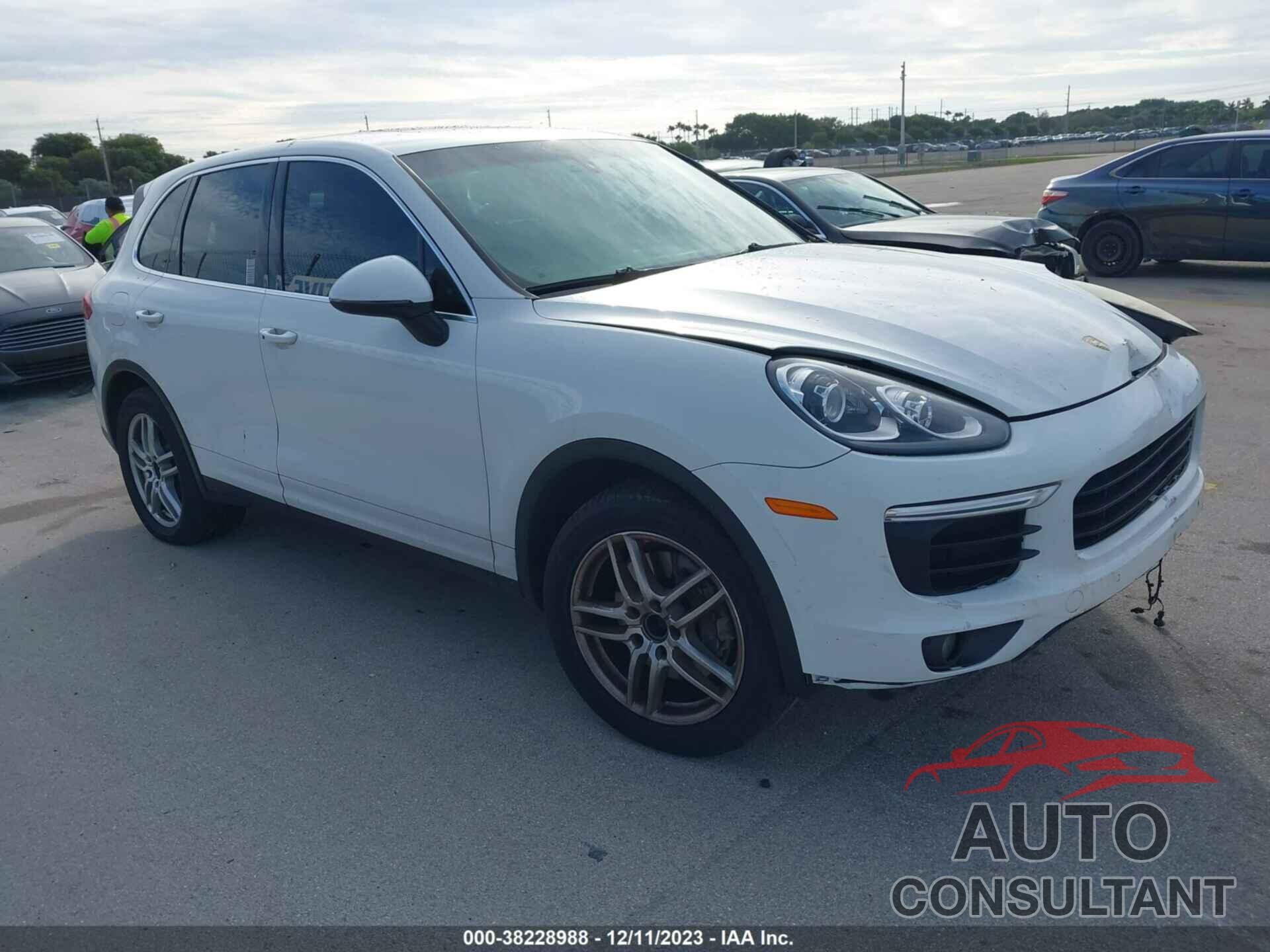 PORSCHE CAYENNE 2016 - WP1AA2A22GLA06368