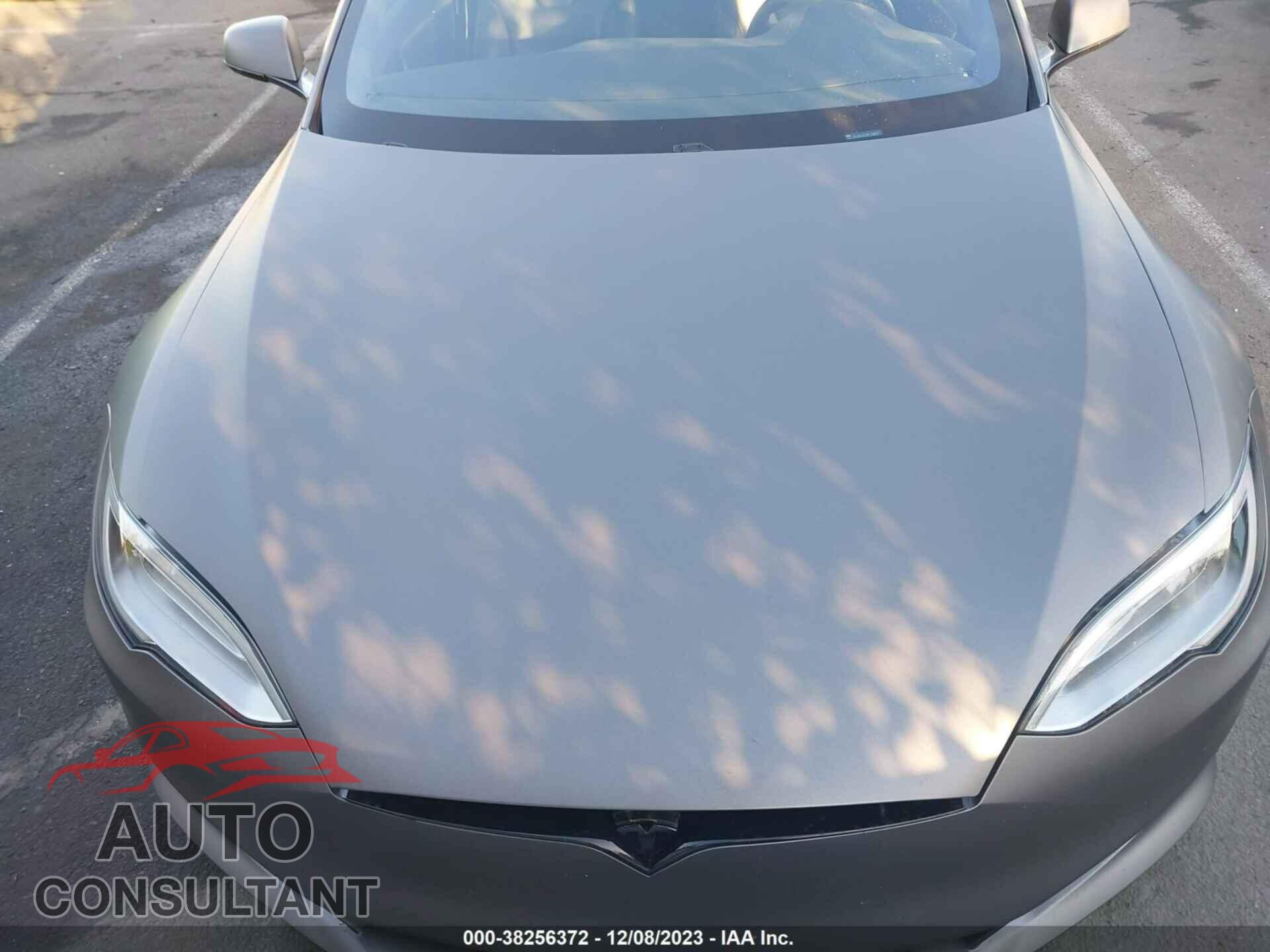 TESLA MODEL S 2016 - 5YJSA1E40GF172502