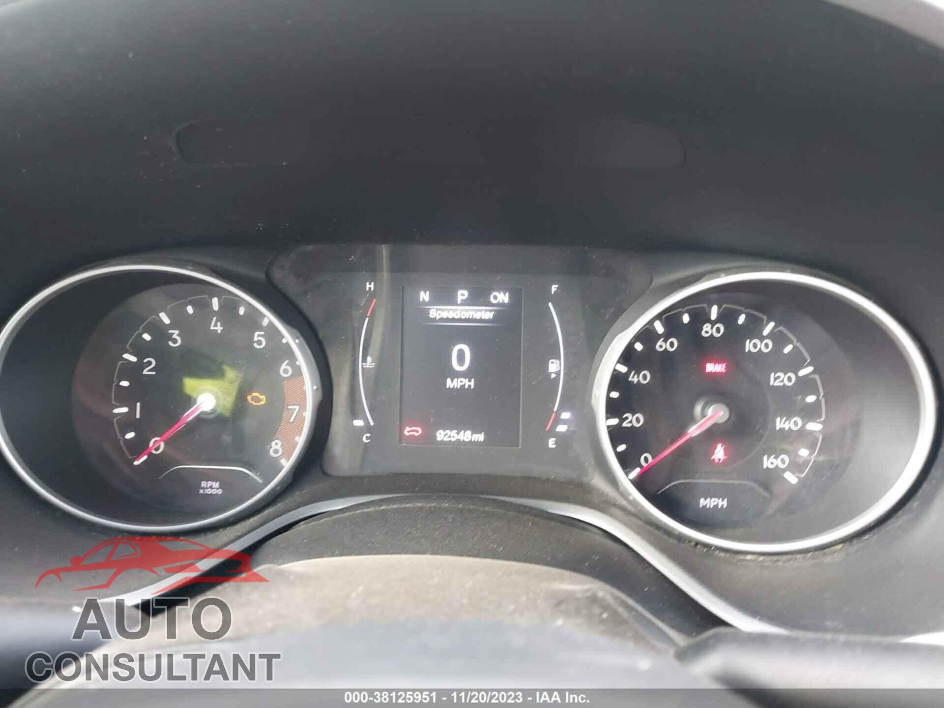 JEEP COMPASS 2019 - 3C4NJDBB8KT601221