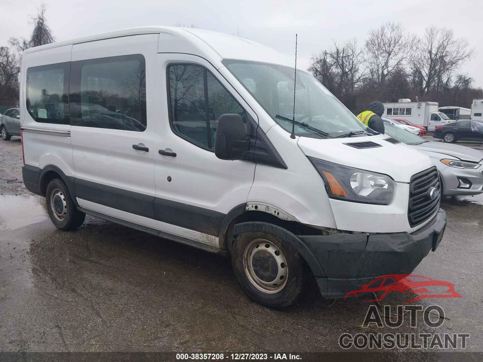 FORD TRANSIT-150 2019 - 1FMZK1CM4KKB10056