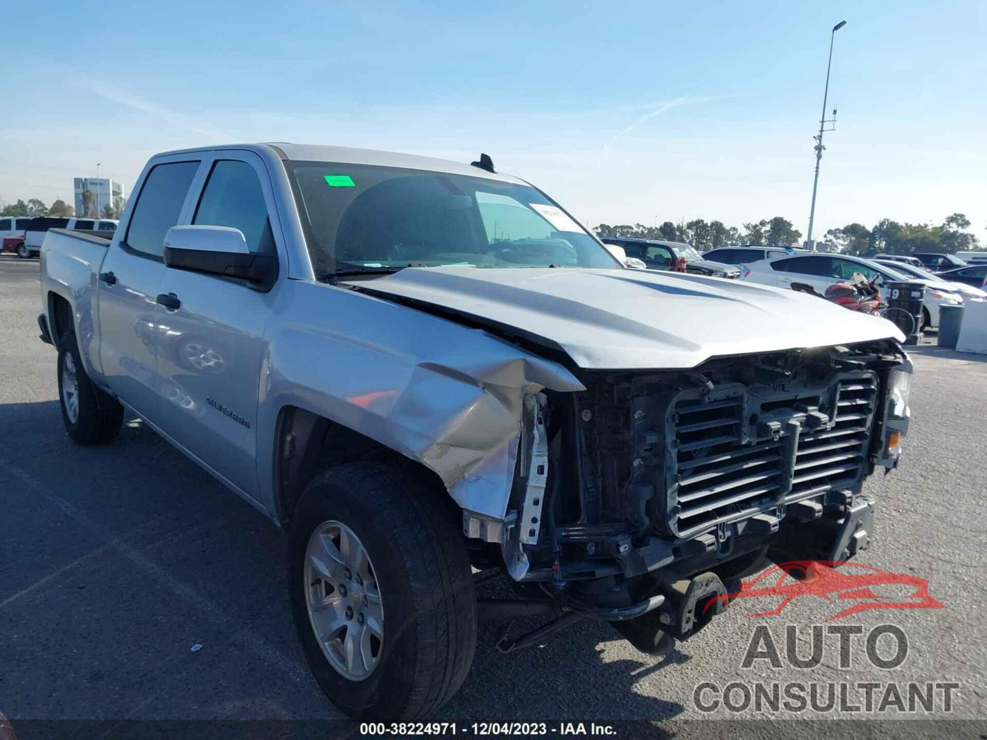 CHEVROLET SILVERADO 1500 2018 - 3GCPCNEH0JG277939
