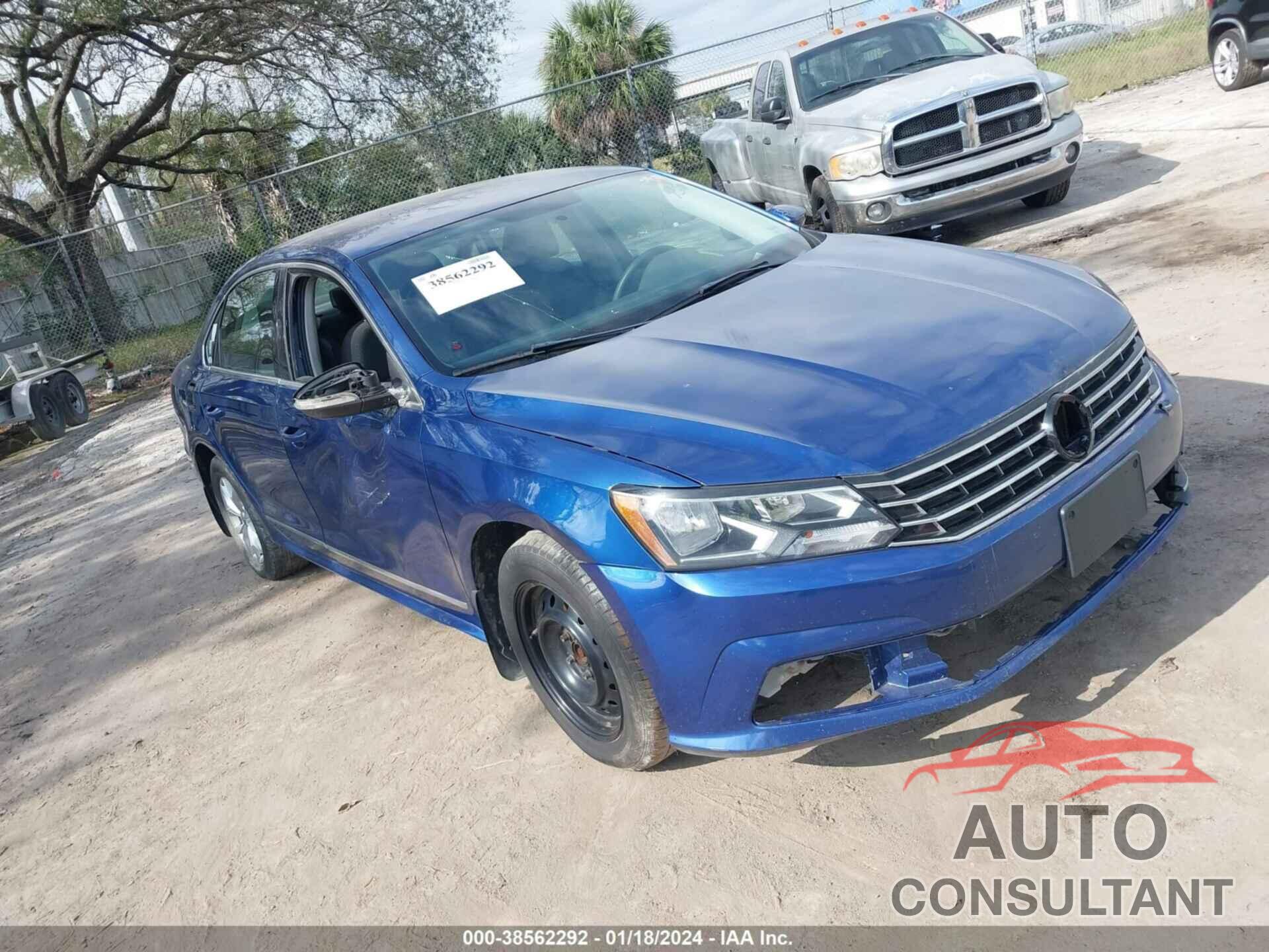 VOLKSWAGEN PASSAT 2016 - 1VWAT7A38GC039132