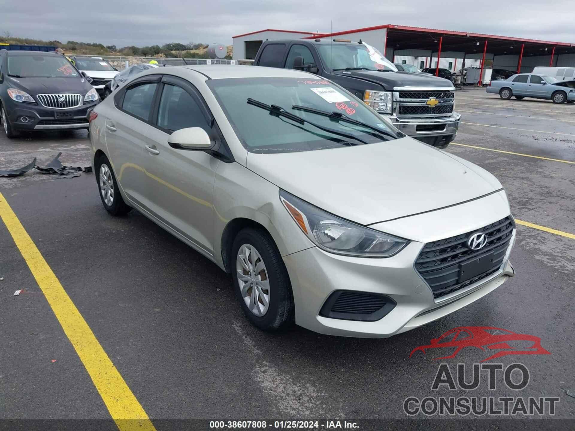 HYUNDAI ACCENT 2018 - 3KPC24A36JE009897