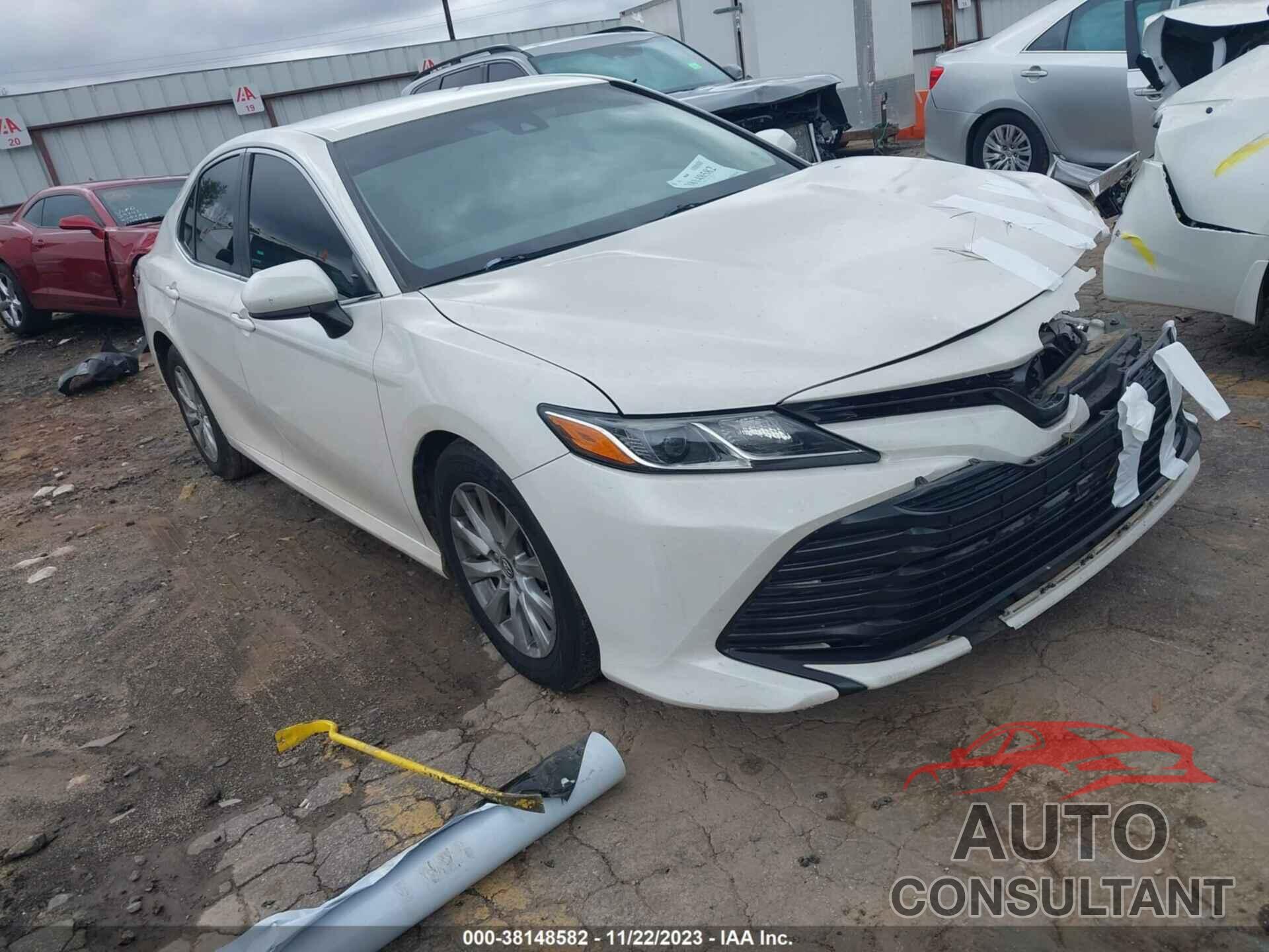 TOYOTA CAMRY 2018 - JTNB11HK5J3003747