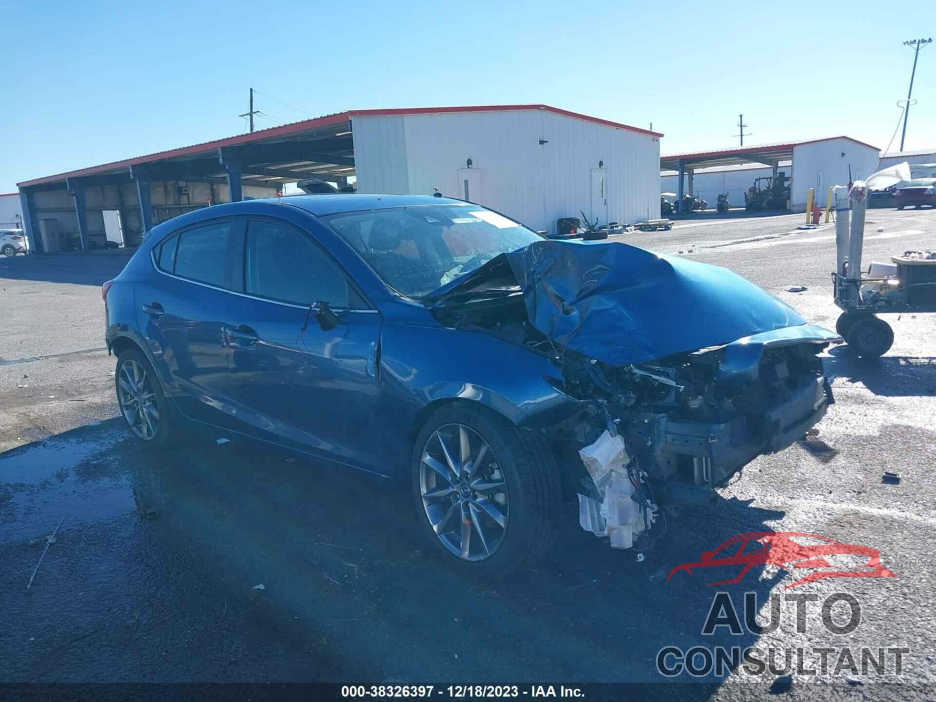 MAZDA 3 2018 - 3MZBN1M39JM222018