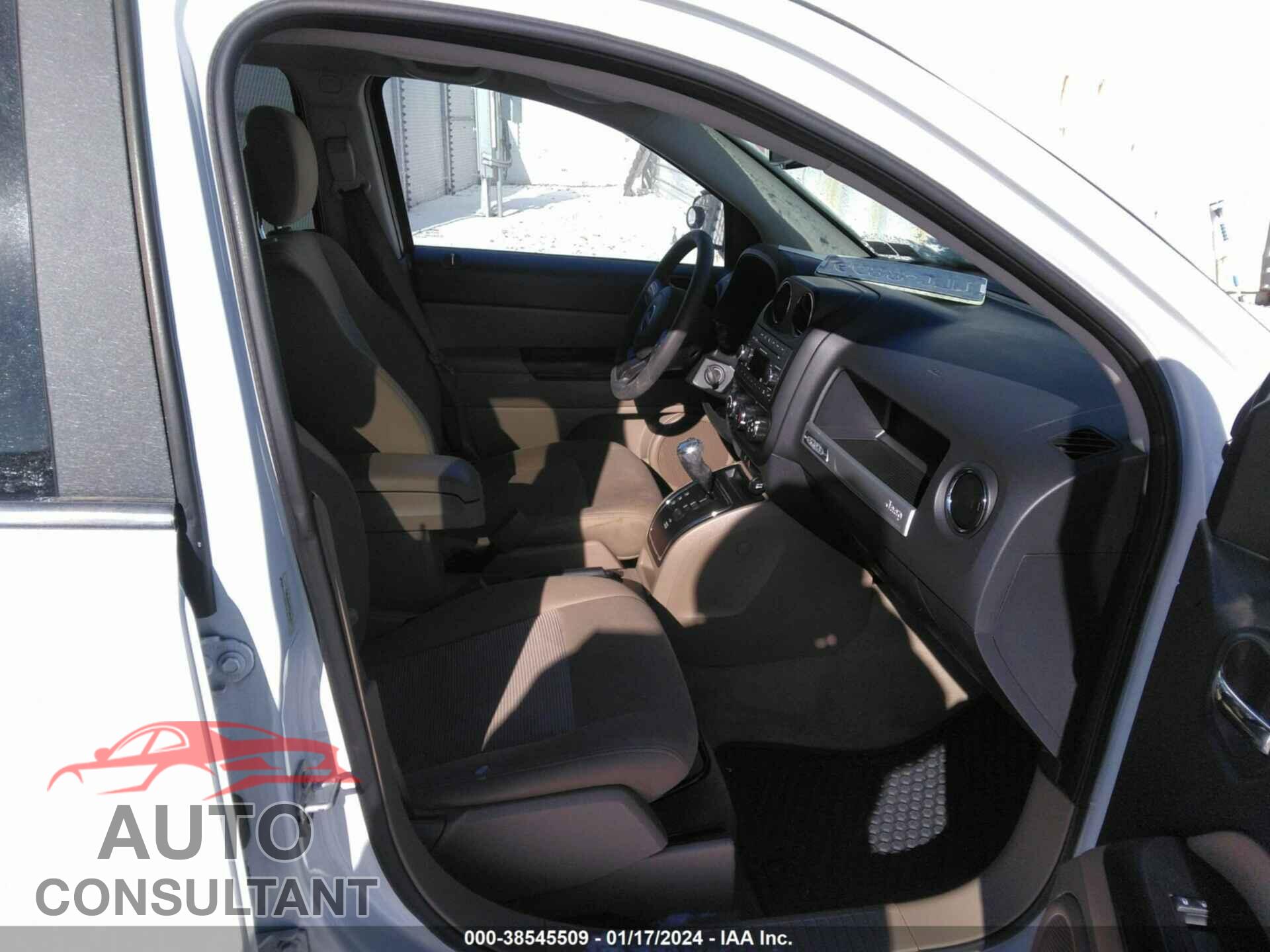 JEEP COMPASS 2017 - 1C4NJCBA9HD148145