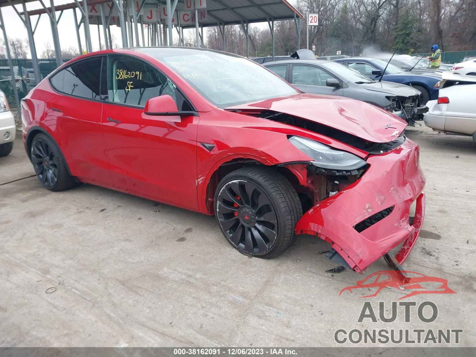 TESLA MODEL Y 2023 - 7SAYGDEF8PF836754