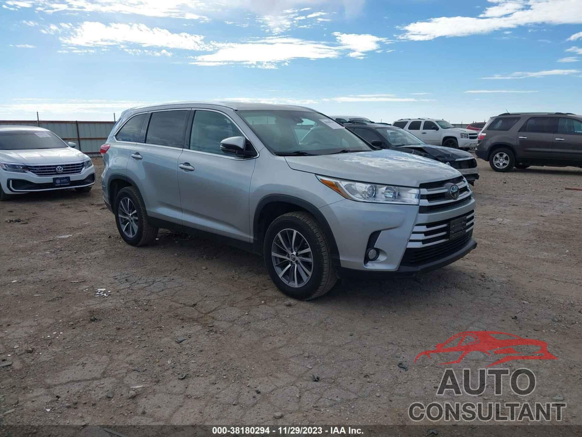 TOYOTA HIGHLANDER 2019 - 5TDKZRFH6KS553784