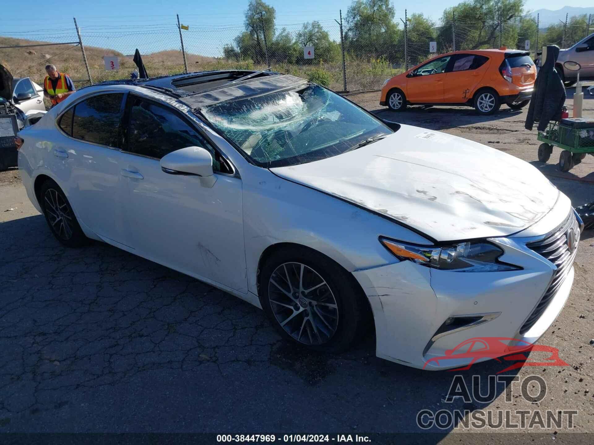 LEXUS ES 2017 - 58ABK1GG4HU054180