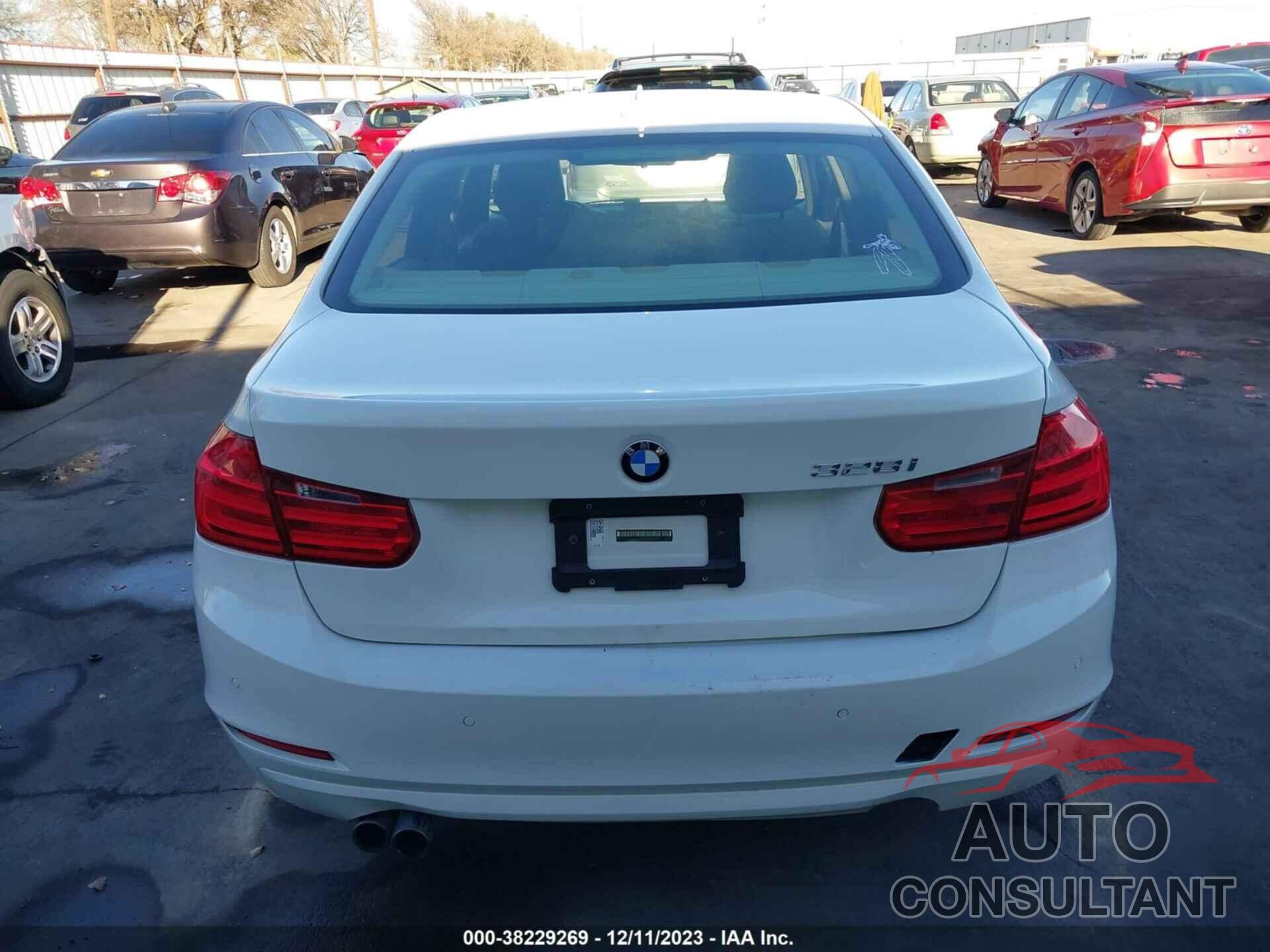 BMW 3 SERIES 2015 - WBA3A5G52FNS89738