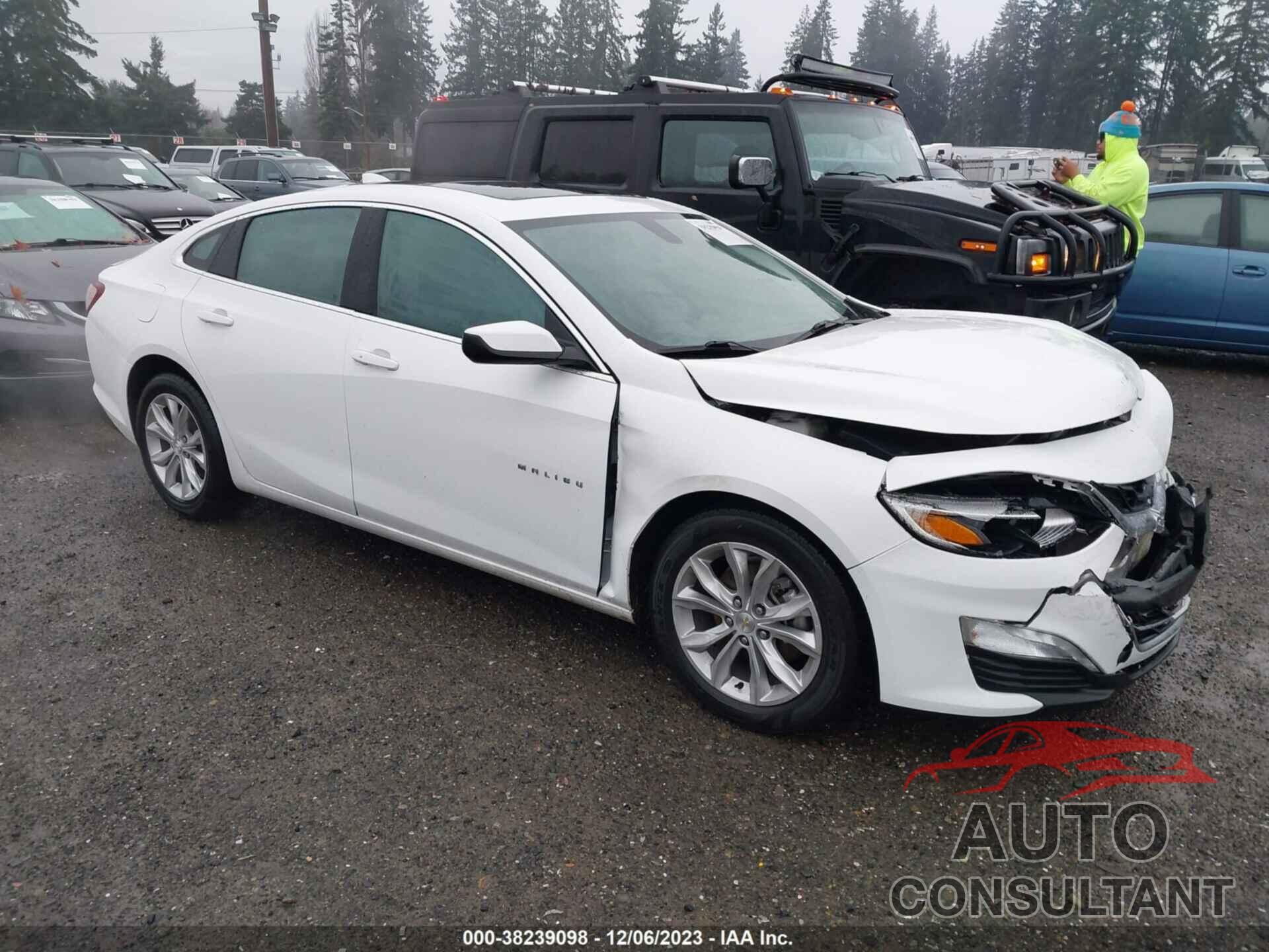 CHEVROLET MALIBU 2021 - 1G1ZD5ST1MF069713