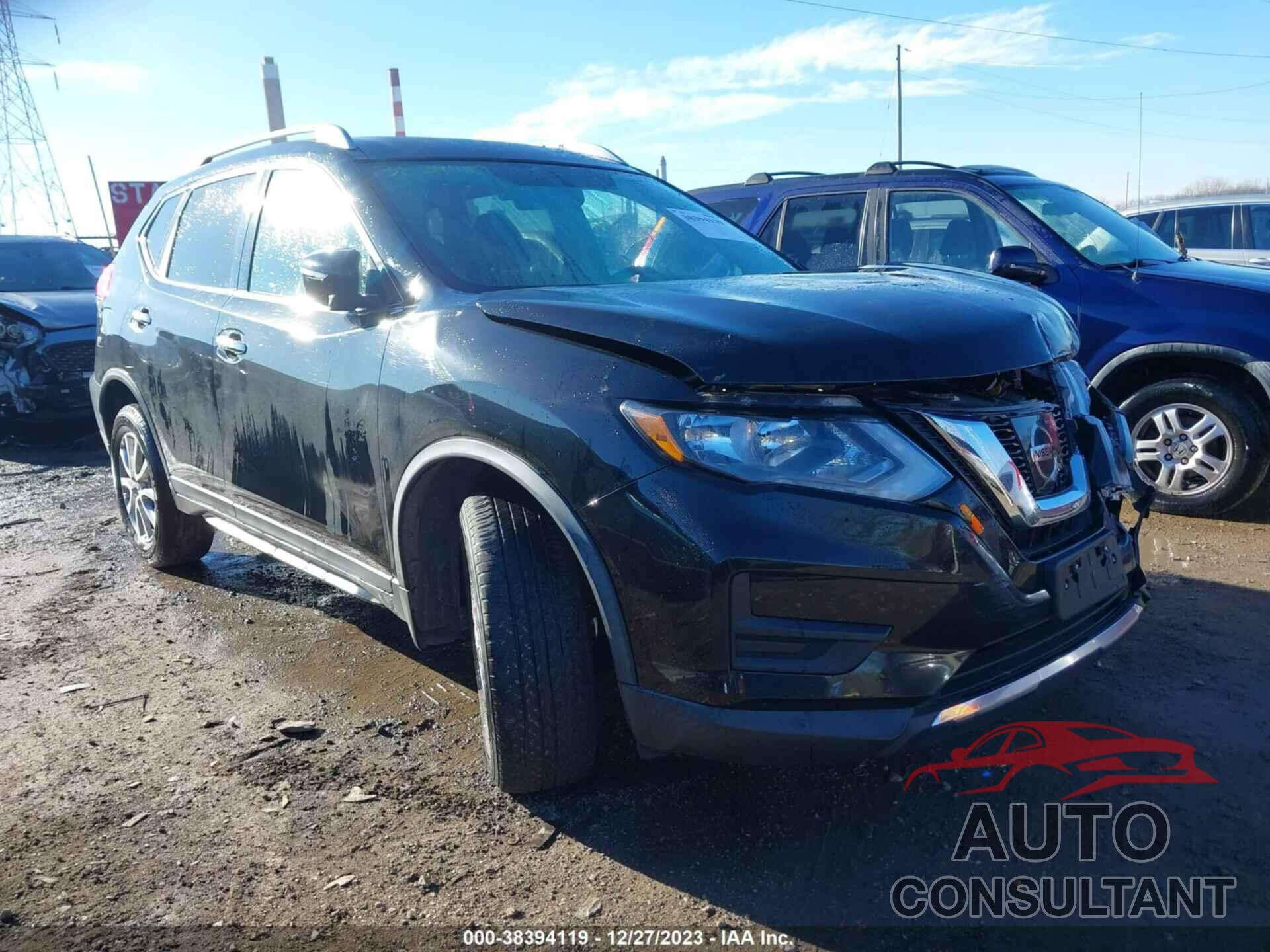 NISSAN ROGUE 2017 - KNMAT2MV1HP619660