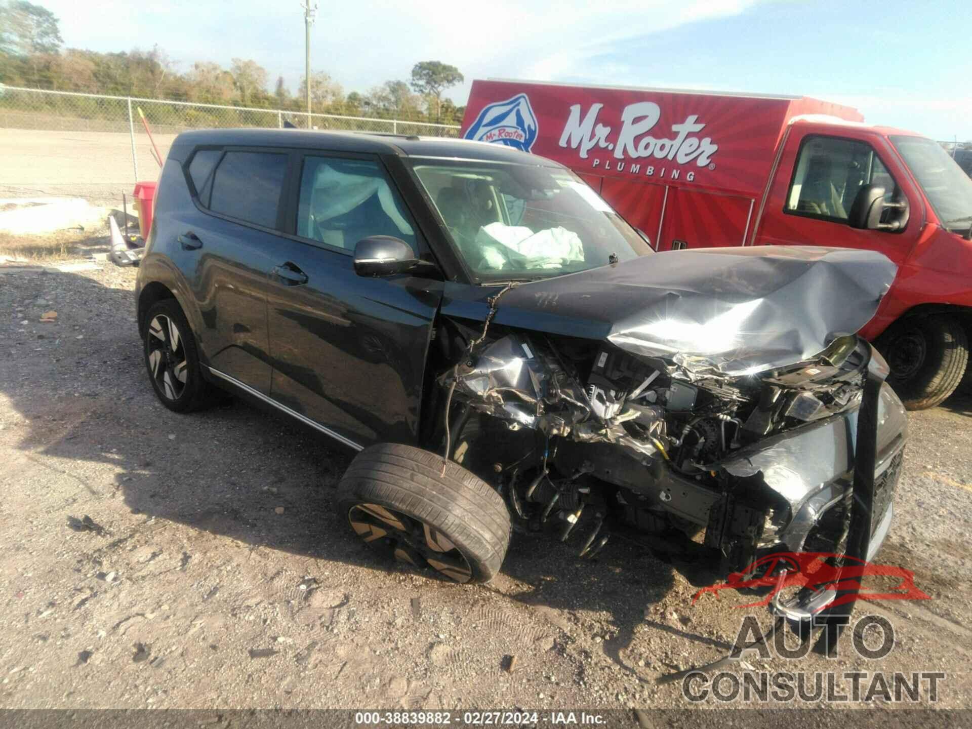 KIA SOUL 2023 - KNDJ53AU8P7195937