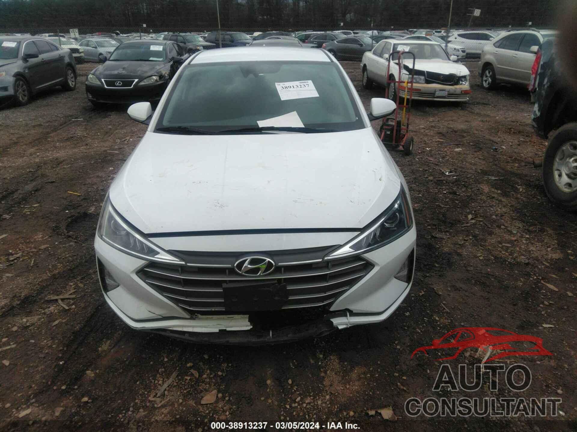 HYUNDAI ELANTRA 2020 - 5NPD84LF7LH586561