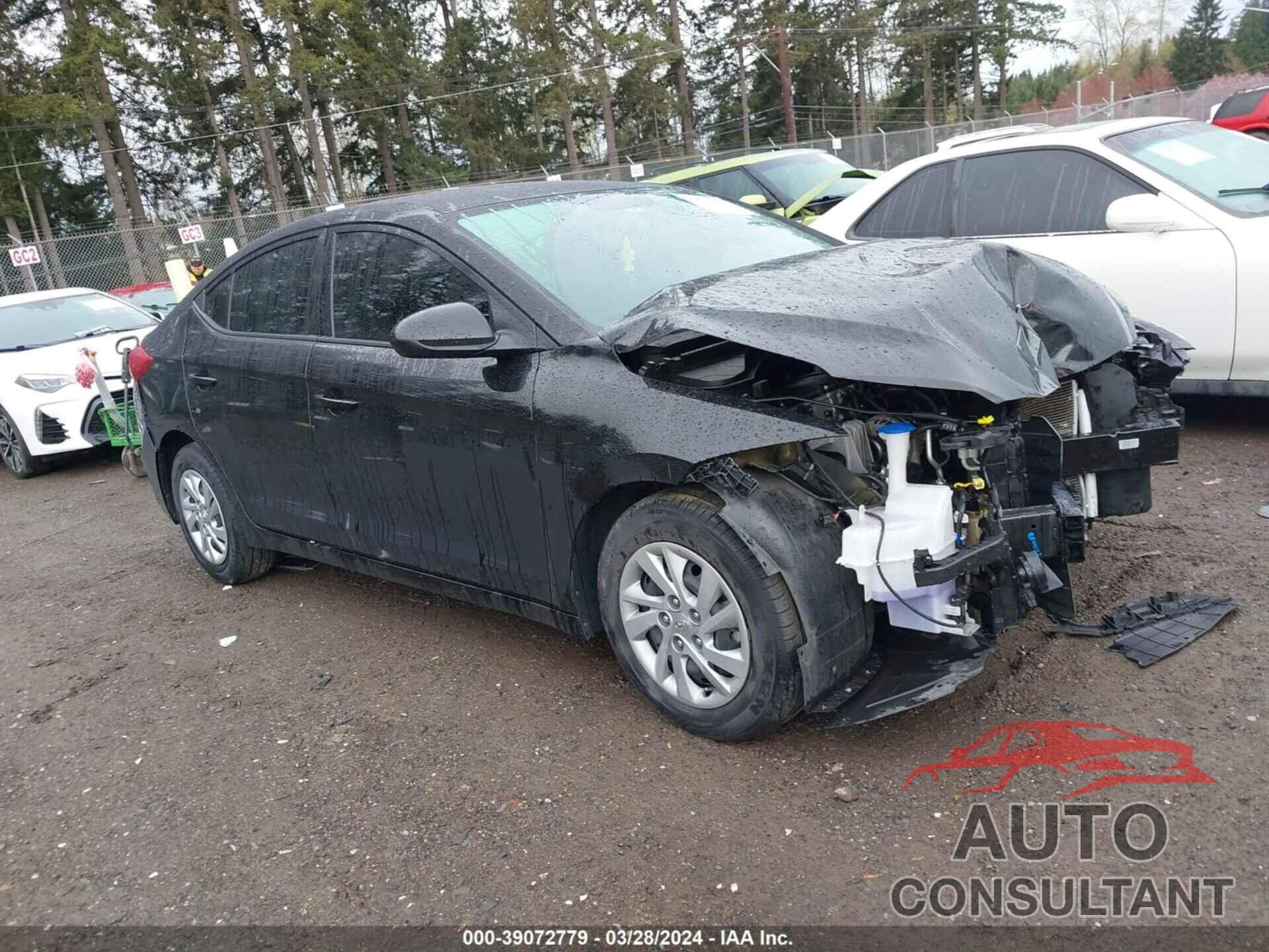 HYUNDAI ELANTRA 2018 - KMHD74LF5JU588875