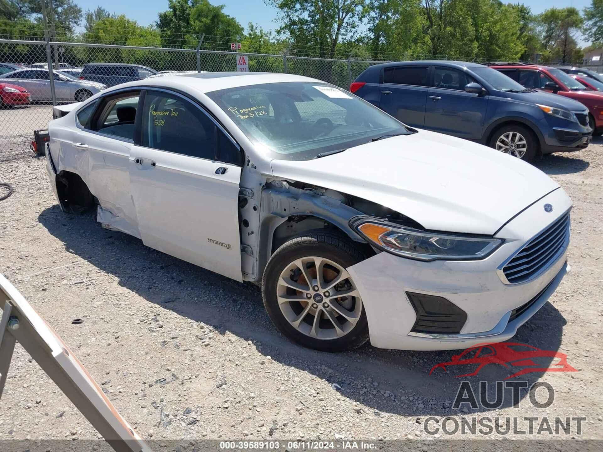 FORD FUSION HYBRID 2019 - 3FA6P0MU8KR110077