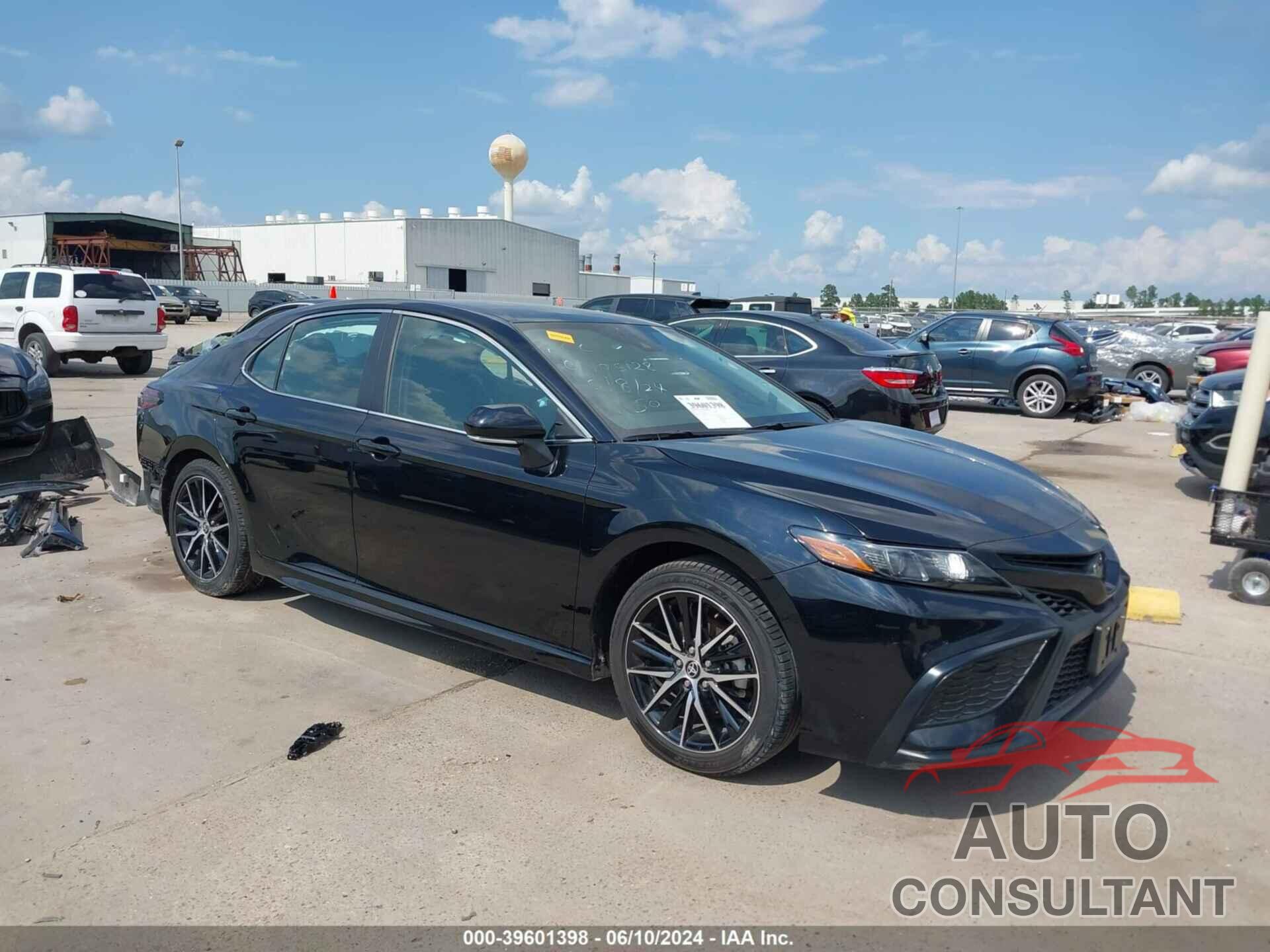 TOYOTA CAMRY 2023 - 4T1G11AKXPU746228
