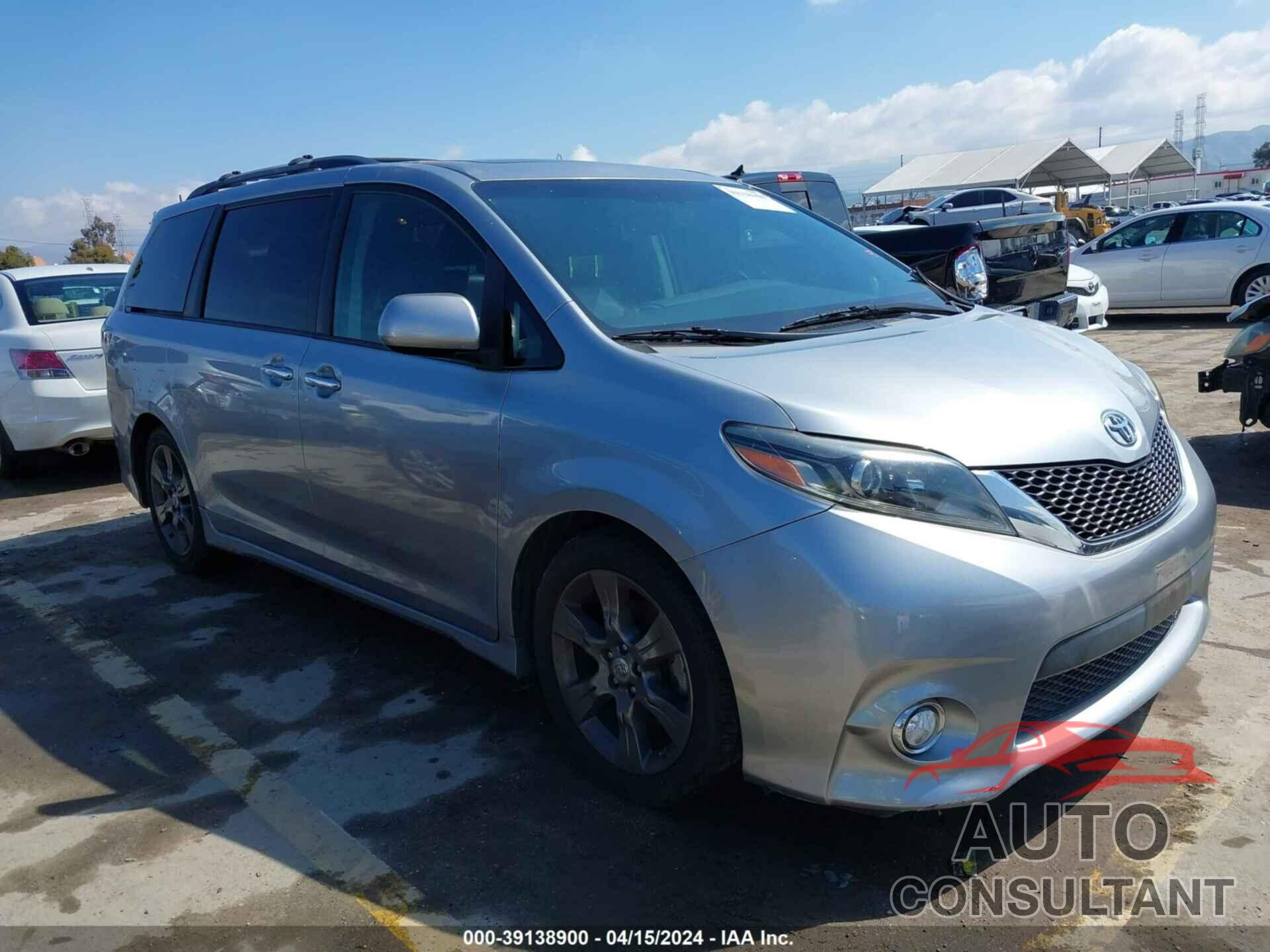 TOYOTA SIENNA 2016 - 5TDXK3DCXGS747224